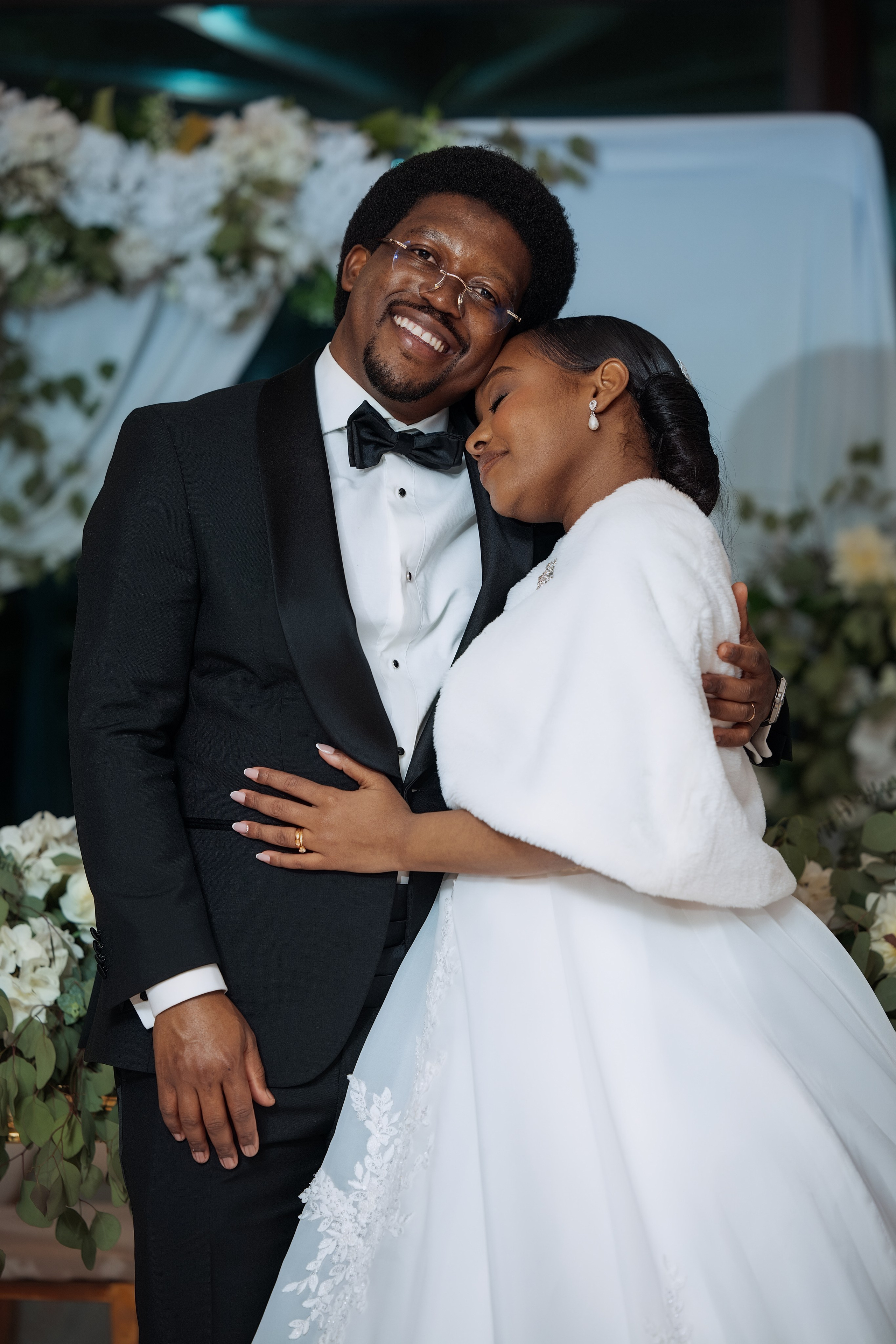 Nawik e Ethson. Fazemos o seu casamento ser lembrado por gerações