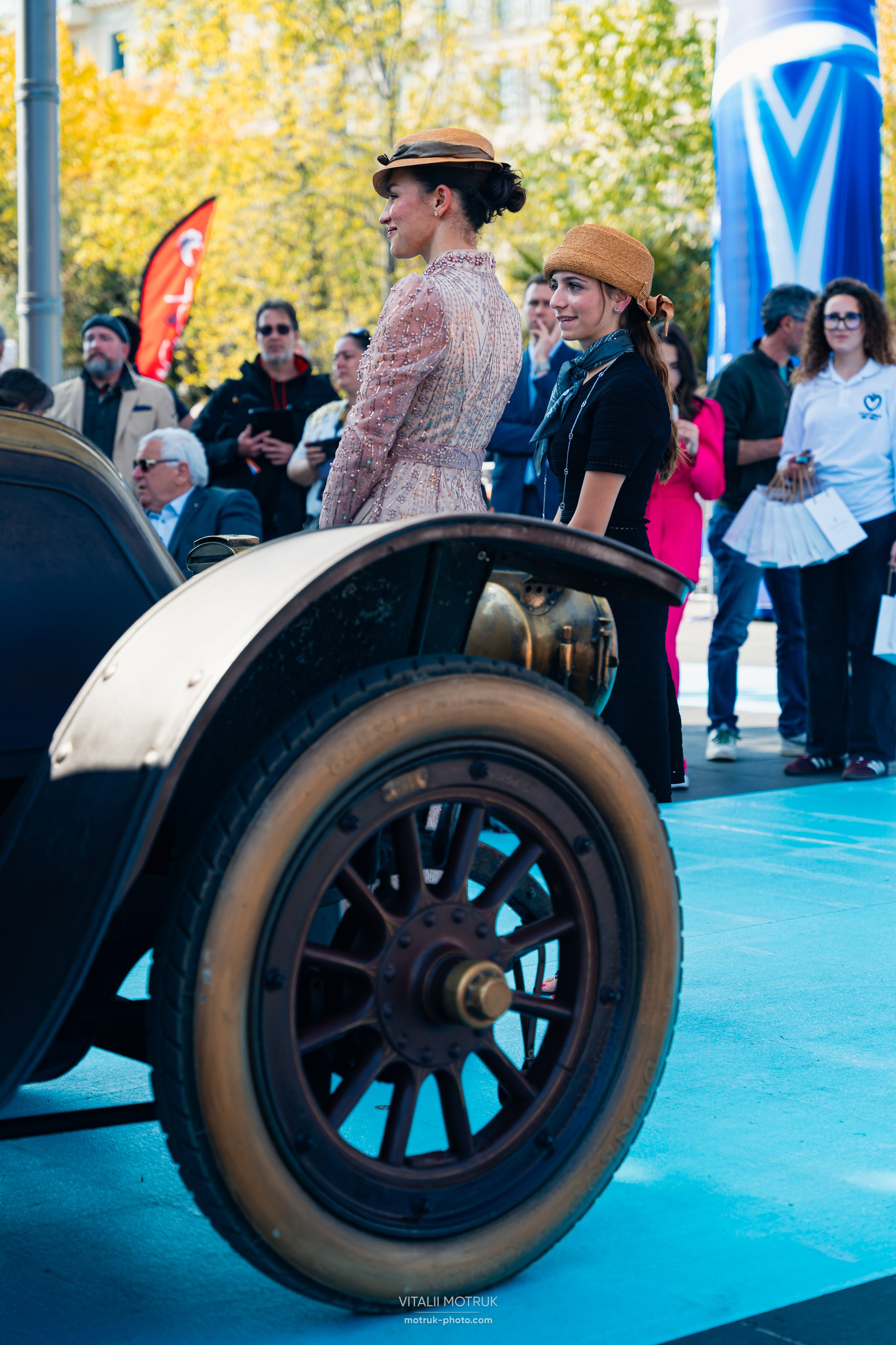 Legends de Nice. Photographe de voitures à Paris — Vitalii Motruk