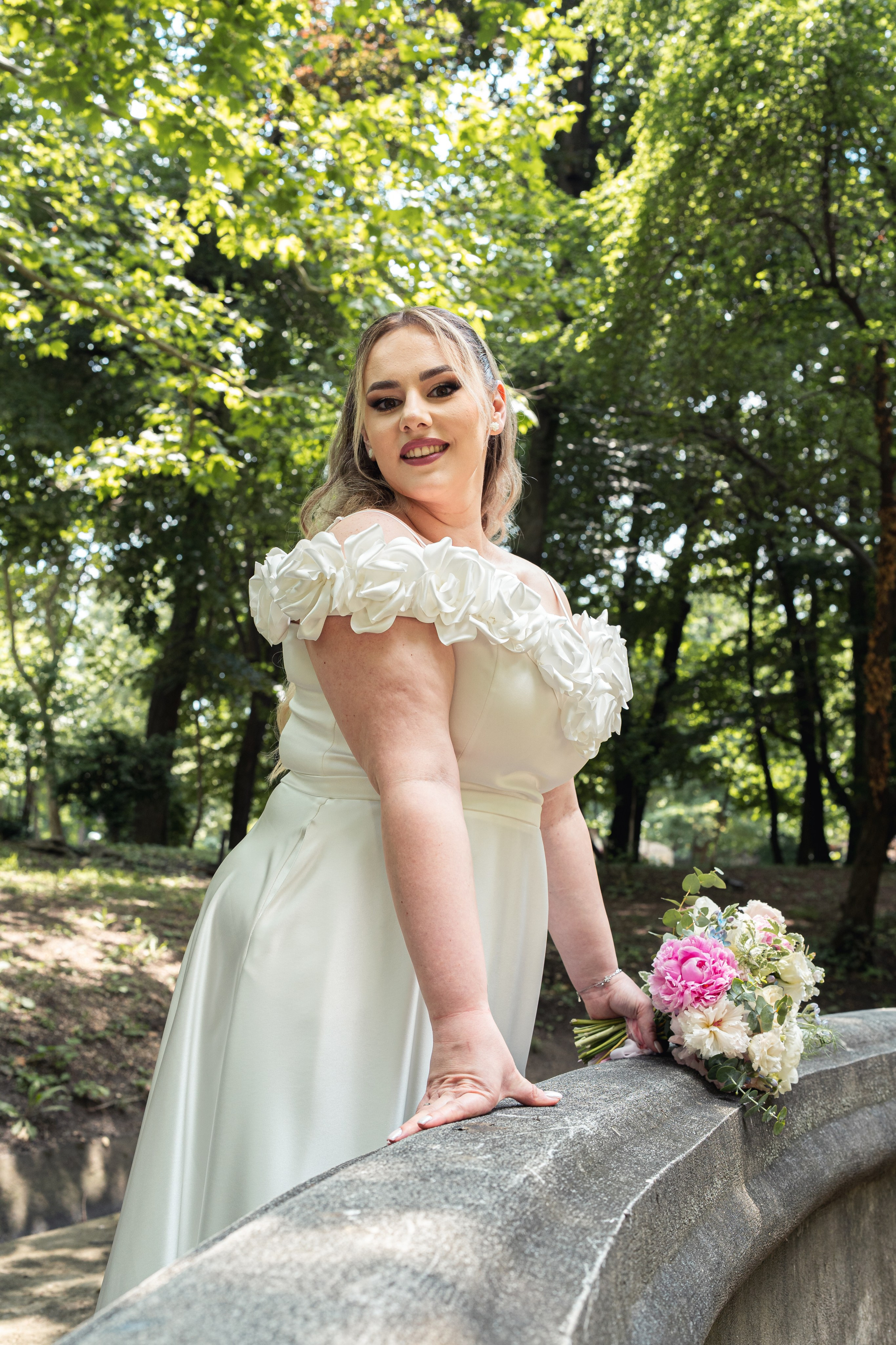 Cununie civilă - Mihaela și Alexandru. ALB — Alexandru-Laurențiu Bîrsan | Fotograf în București