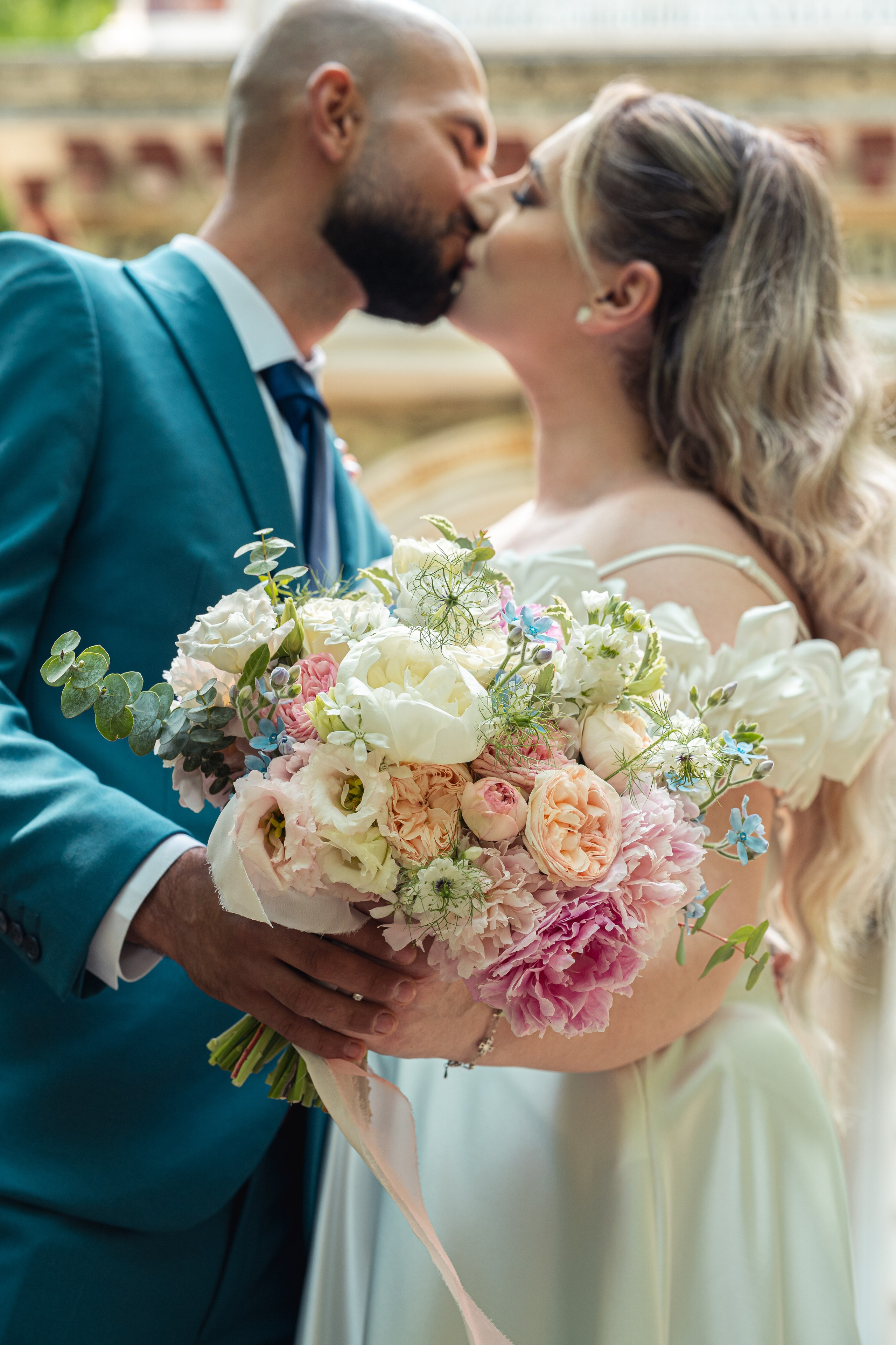 Cununie civilă - Mihaela și Alexandru. ALB — Alexandru-Laurențiu Bîrsan | Fotograf în București