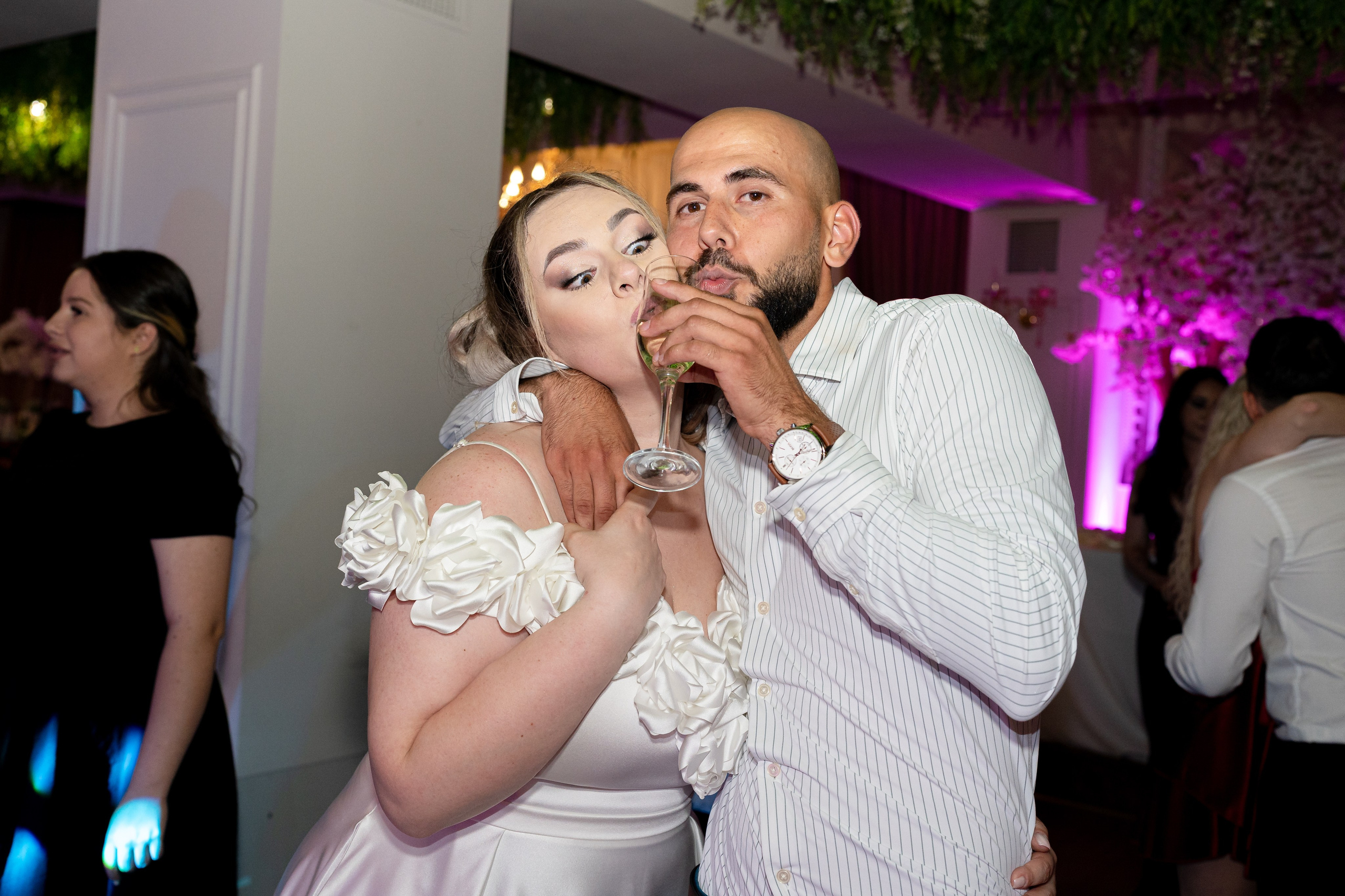 Cununie civilă - Mihaela și Alexandru. ALB — Alexandru-Laurențiu Bîrsan | Fotograf în București
