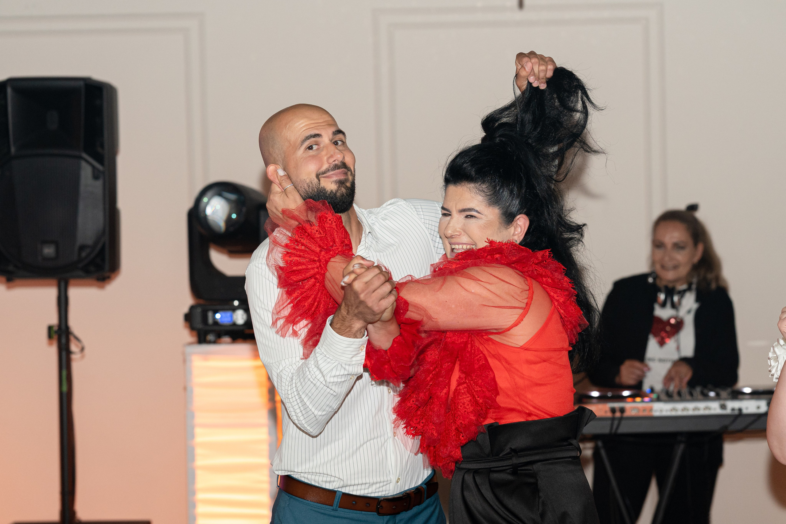 Cununie civilă - Mihaela și Alexandru. ALB — Alexandru-Laurențiu Bîrsan | Fotograf în București