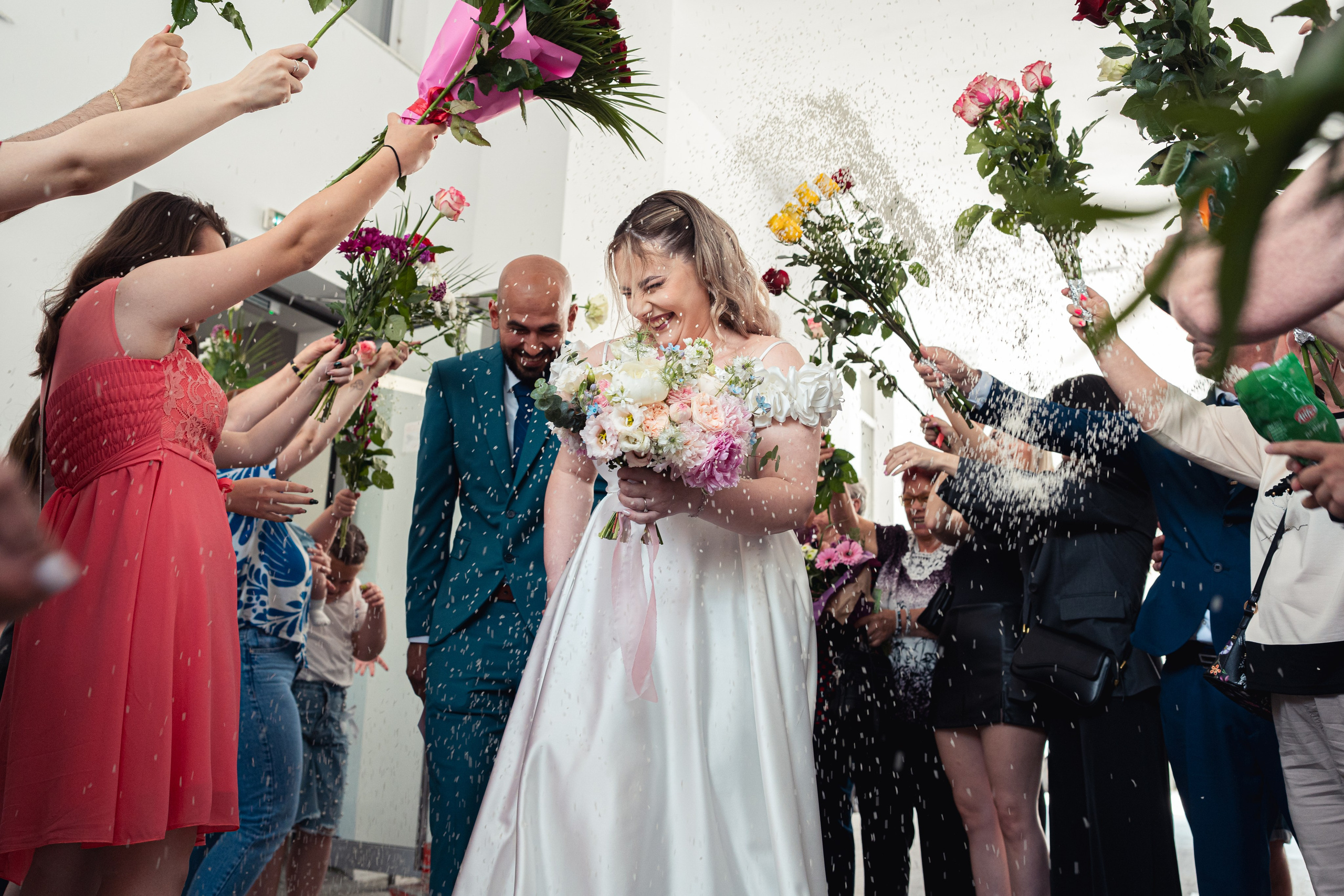 Cununie civilă - Mihaela și Alexandru. ALB — Alexandru-Laurențiu Bîrsan | Fotograf în București