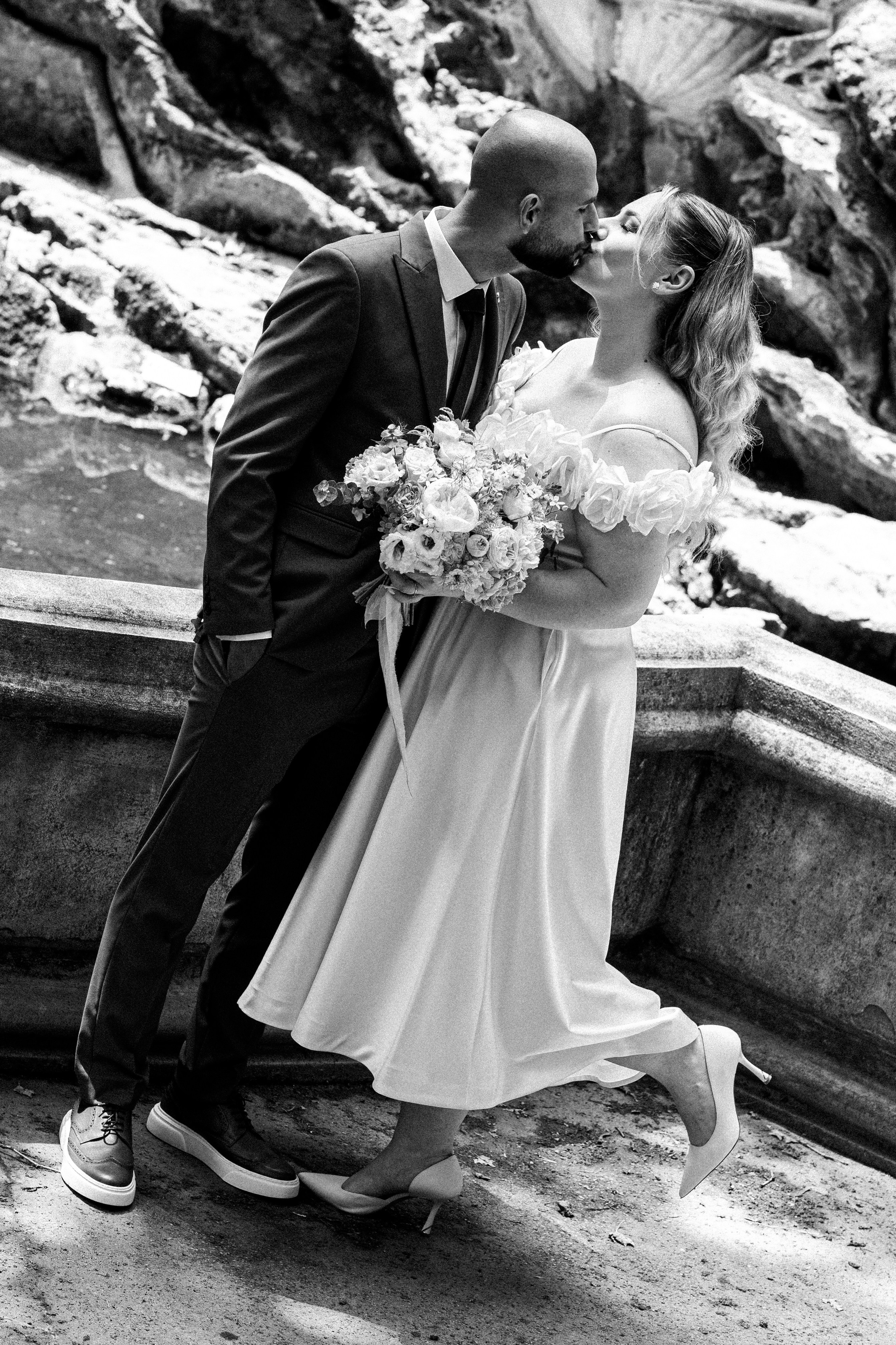 Cununie civilă - Mihaela și Alexandru. ALB — Alexandru-Laurențiu Bîrsan | Fotograf în București