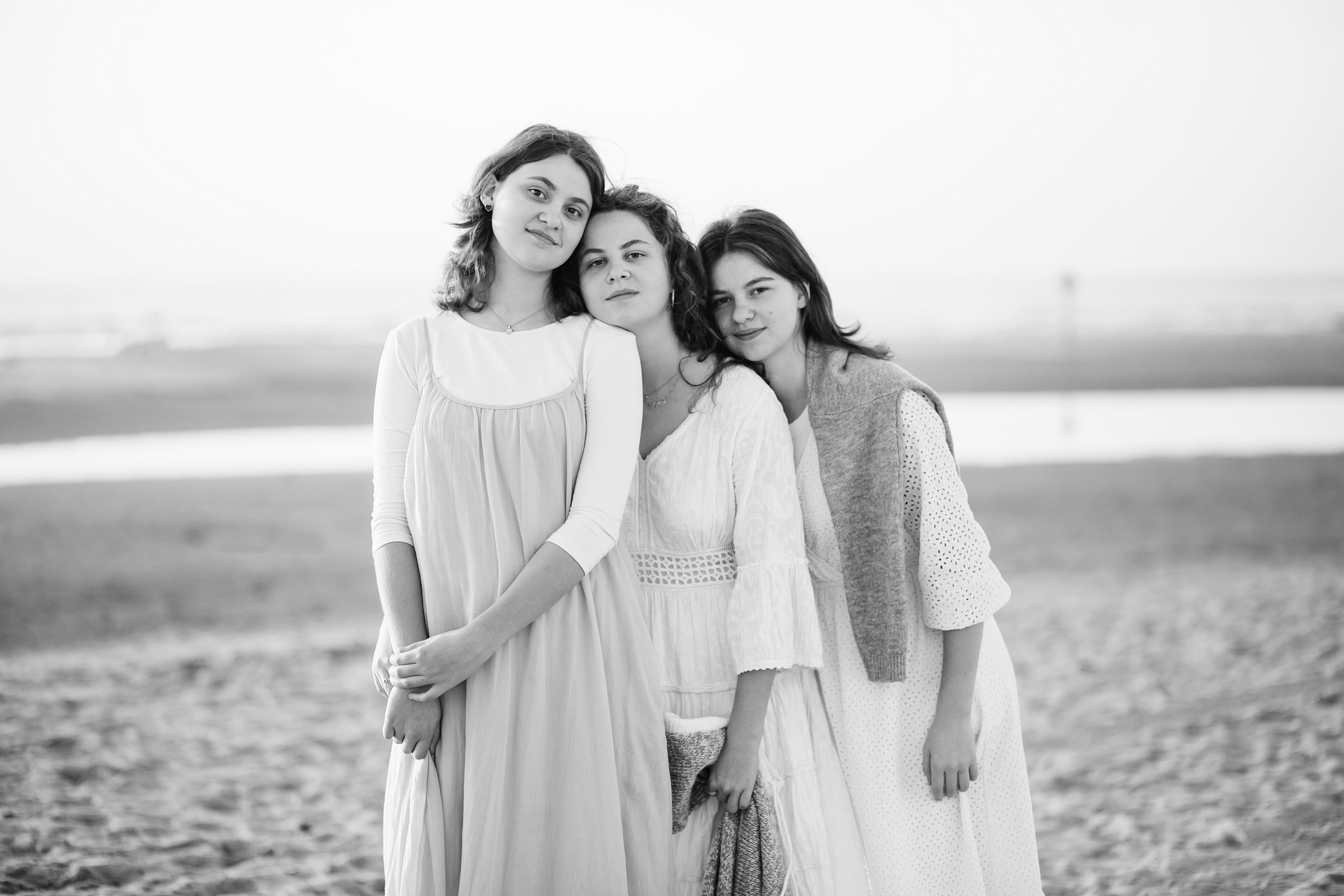 3 sisters Netanya. Family photographer in Israel