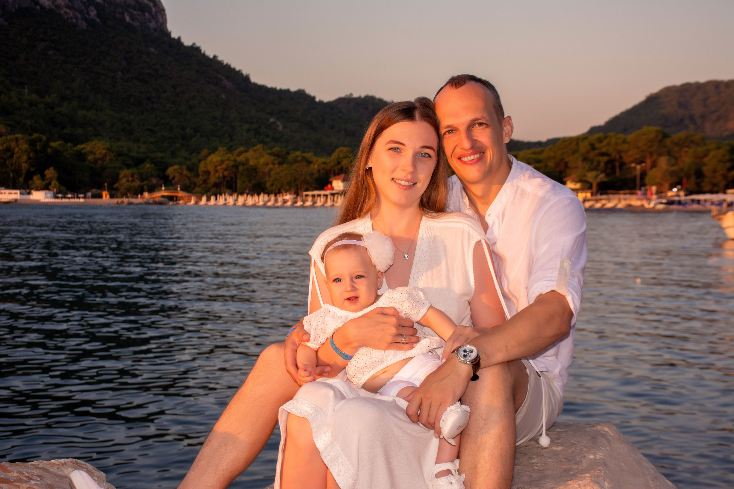 Семейная фотосессия в Кемере. Фотограф в Анталии, Кемере, Турции