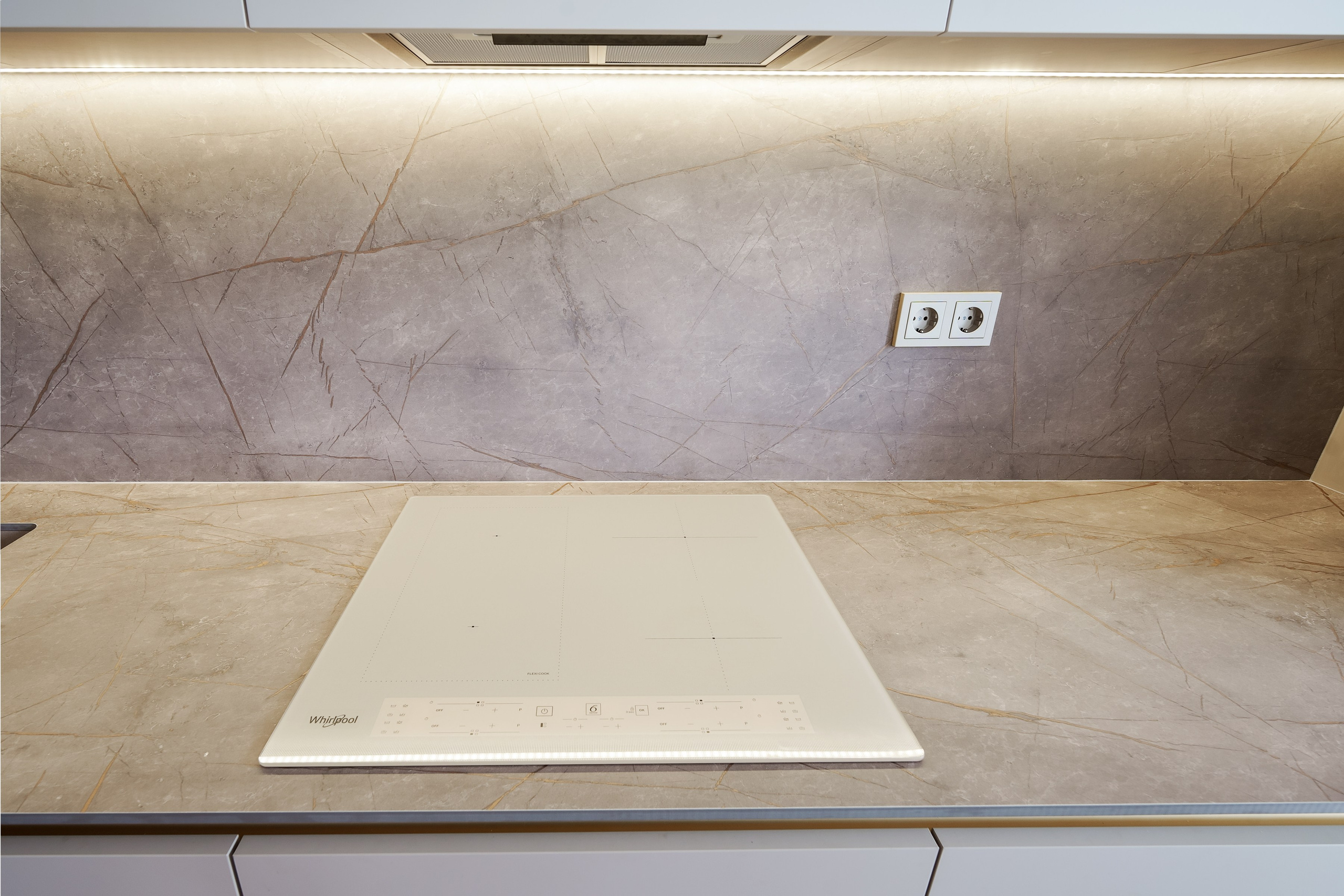 Маžvydo g. 30. Elina Sapiega fotografė Vilniuje