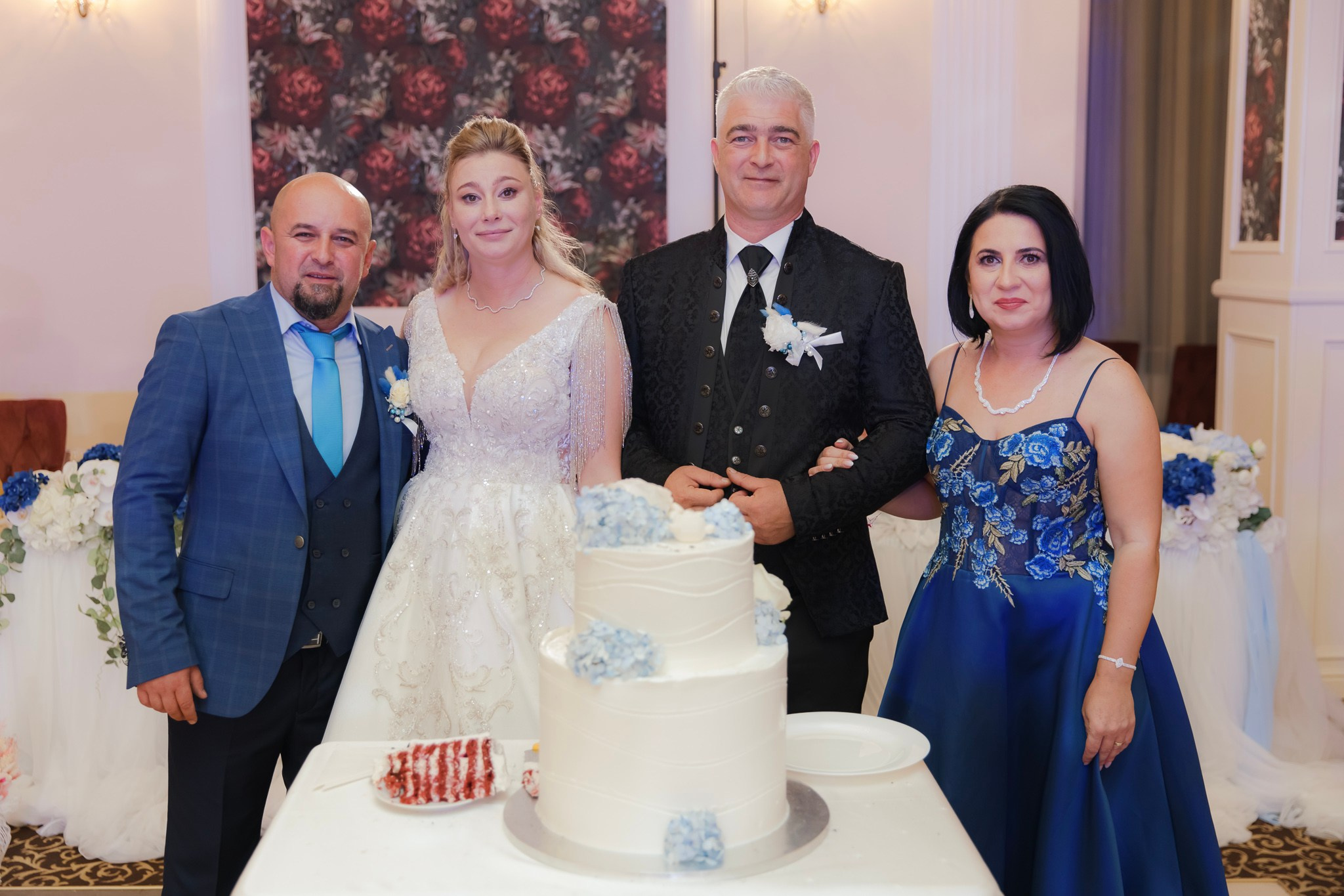 Mihai & Oana. Servicii foto-video profesionale, pentru momente de neuitat