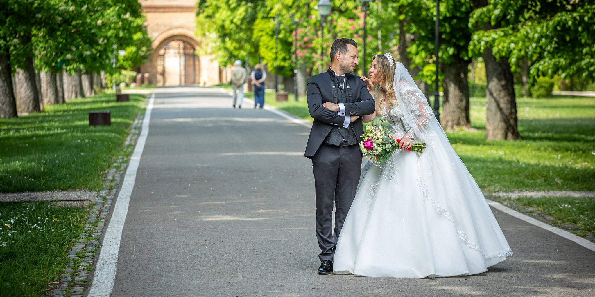 „Evenimente foto – Nunți, botezuri și ședințe foto | EduardFoto”. Fotograf nuntă, portrete și evenimente București | Eduard Foto