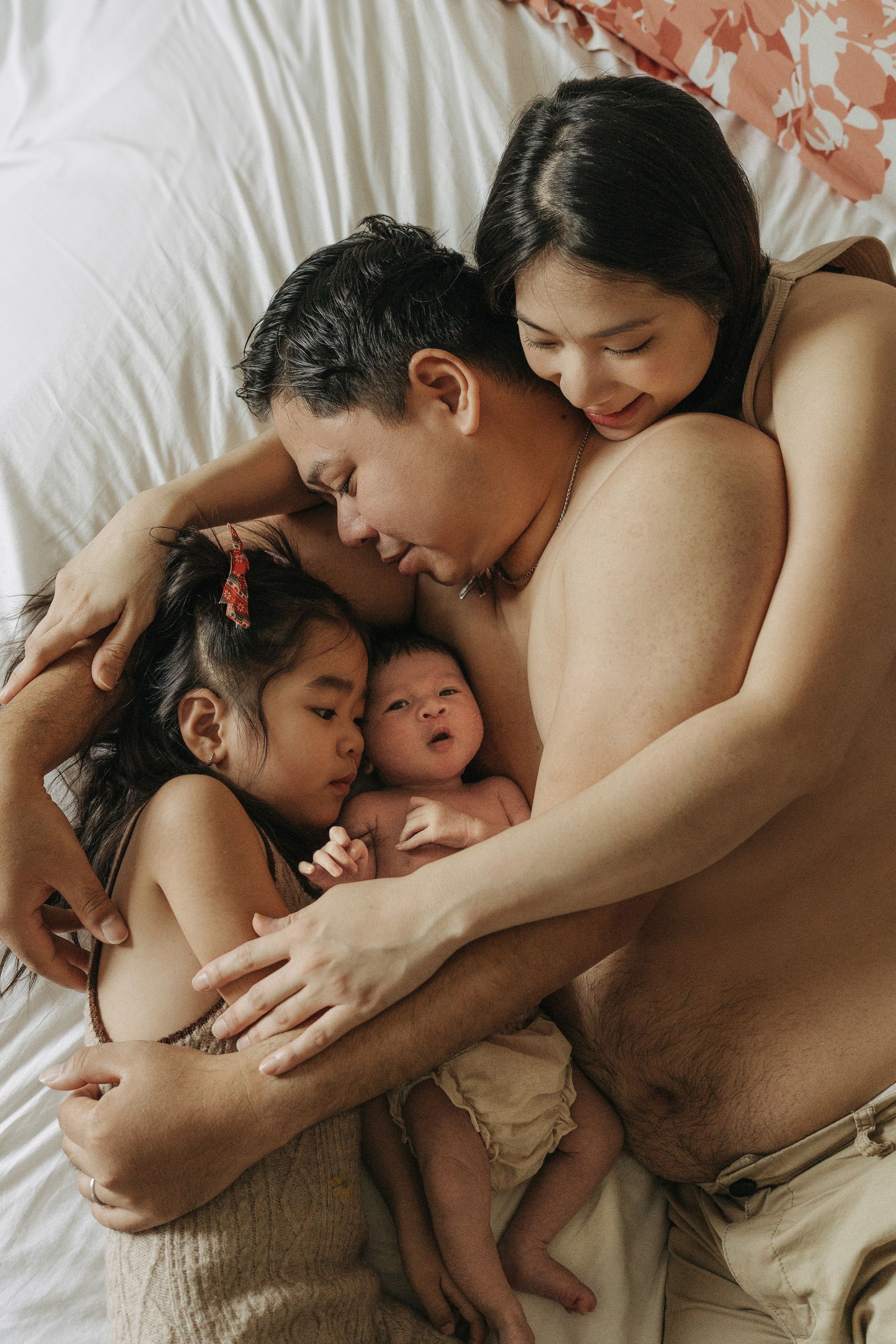 Full Family Newborn Photography – Love, Warmth & Connection. Alisa Tant — Family and newborn photographer Bucks County, Montgomery county, Philadelphia, NJ