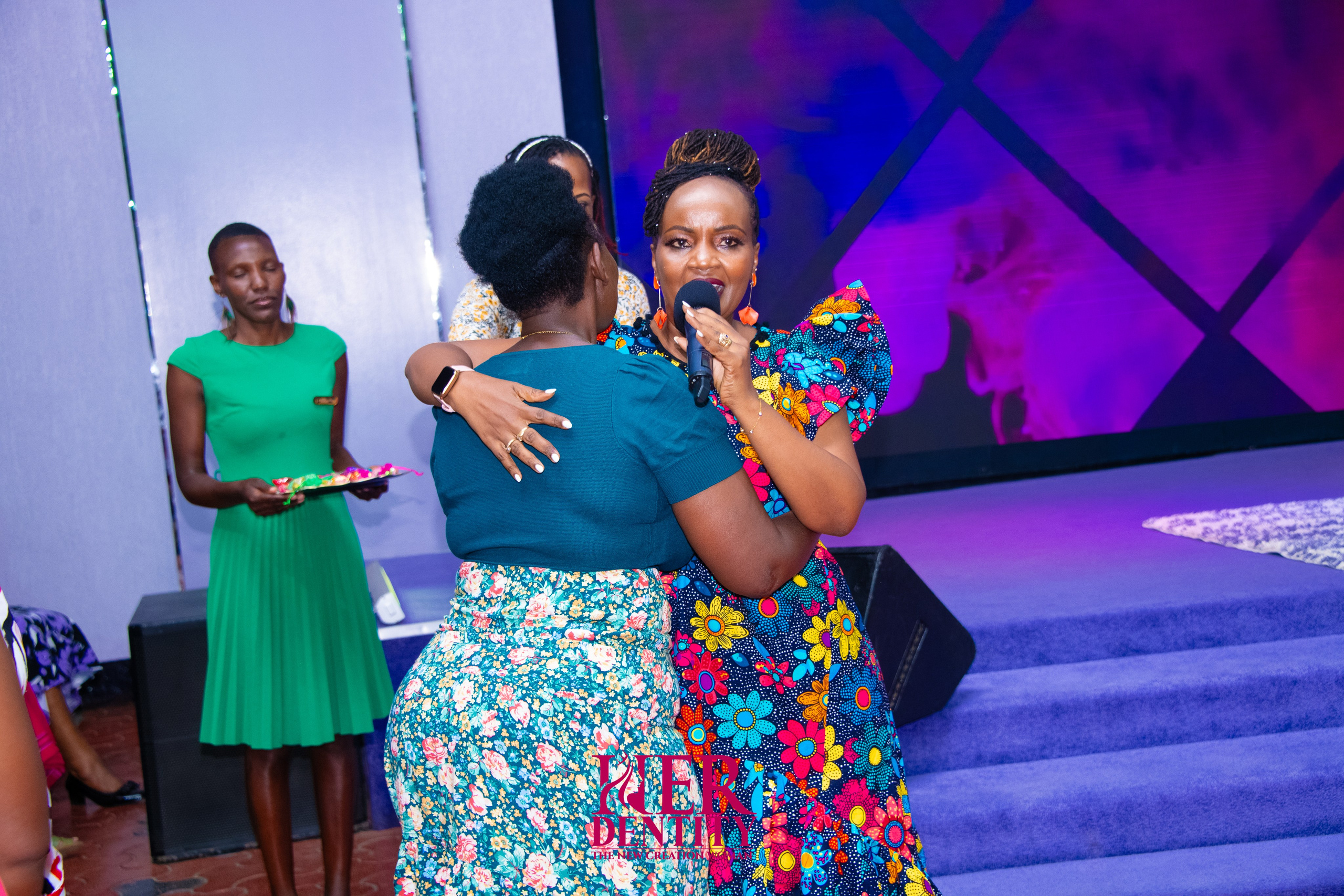 LADIES MINISTRY. Pastor Morris