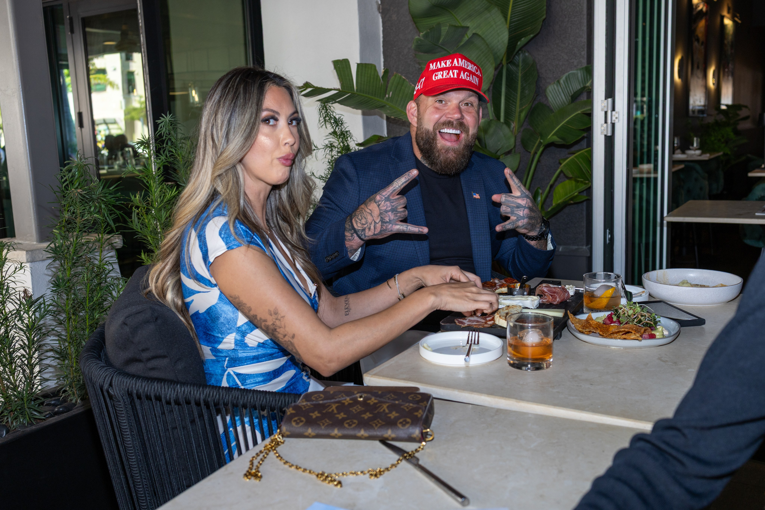 Naples Lifestyle Magazine at Waxins. Out and About 239