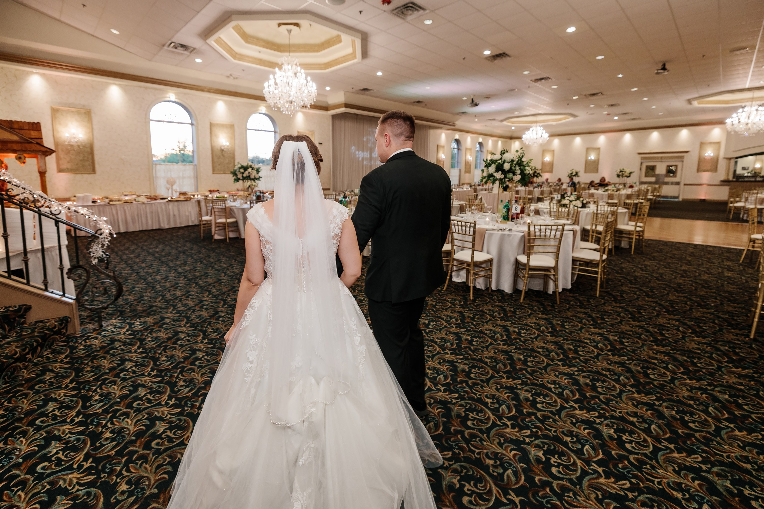 05.10.2024 Wedding. Wedding family event photographer in Chicago Nick Yushevich