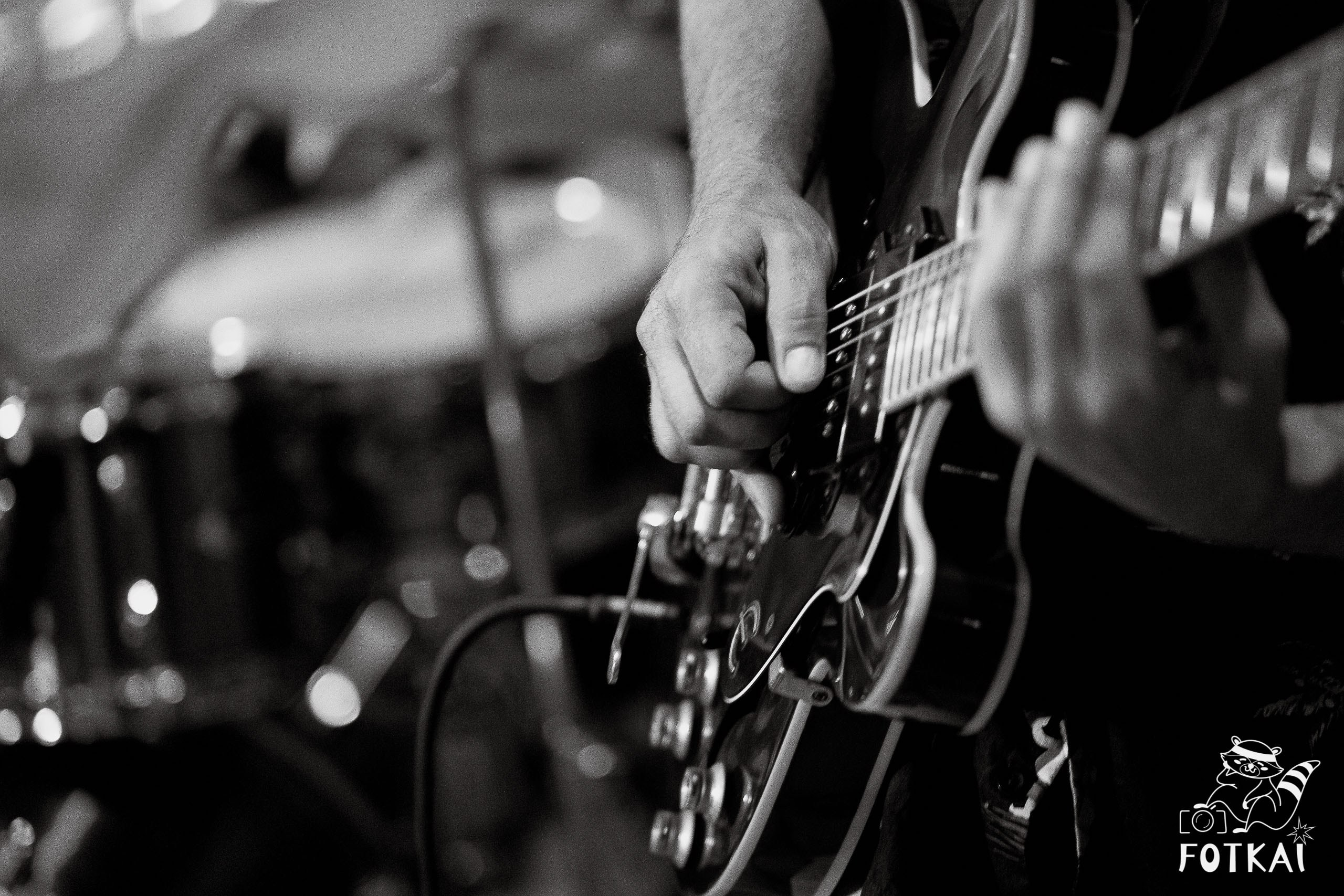 Stones of the Coast en Café Aljibe Rojales: Reportaje fotográfico 30.08.25 | FOTKAI