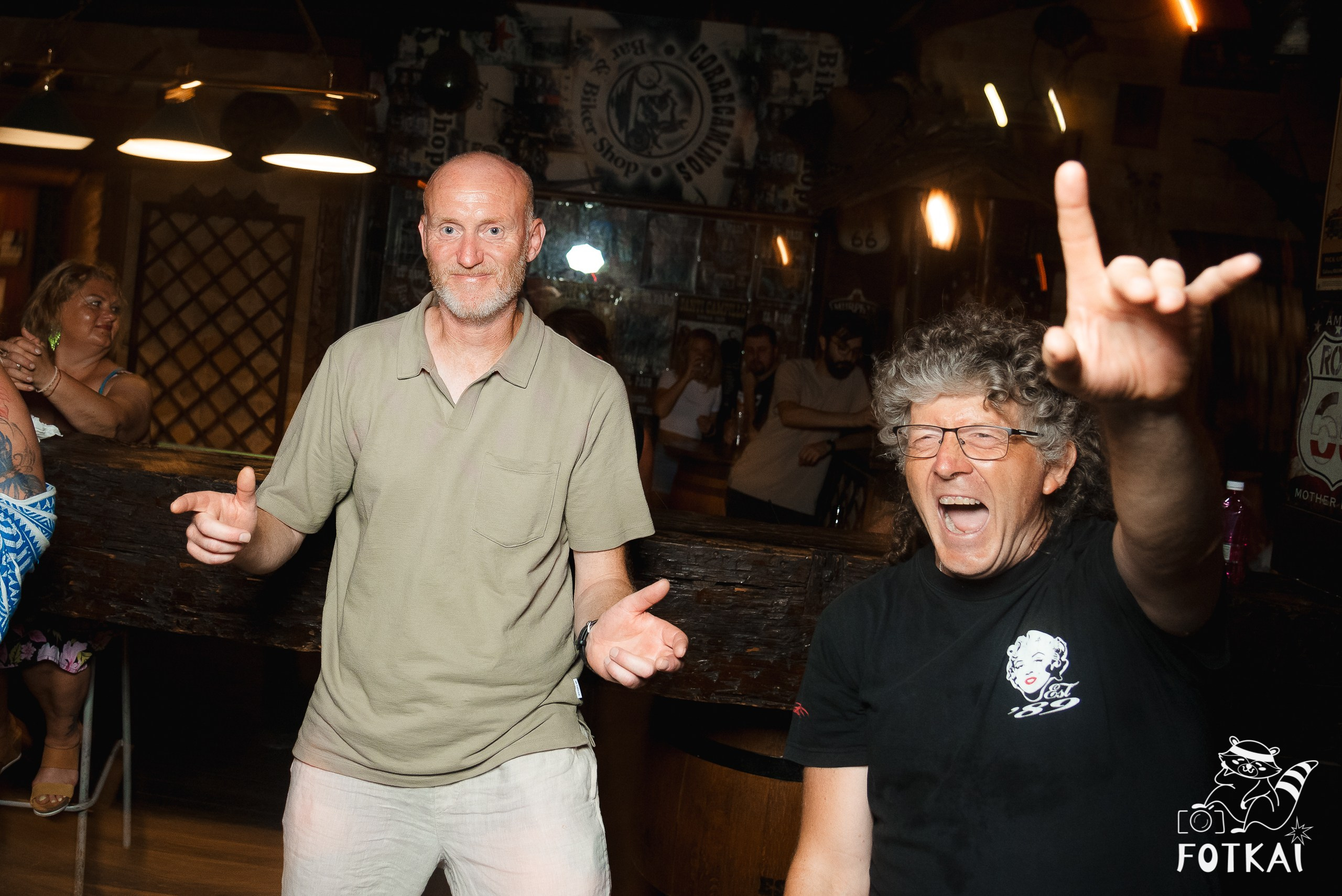 Reportaje fotográfico de FOTKAI | Get Back en El Paso Bar | Torrevieja, España, 12 de julio de 2025