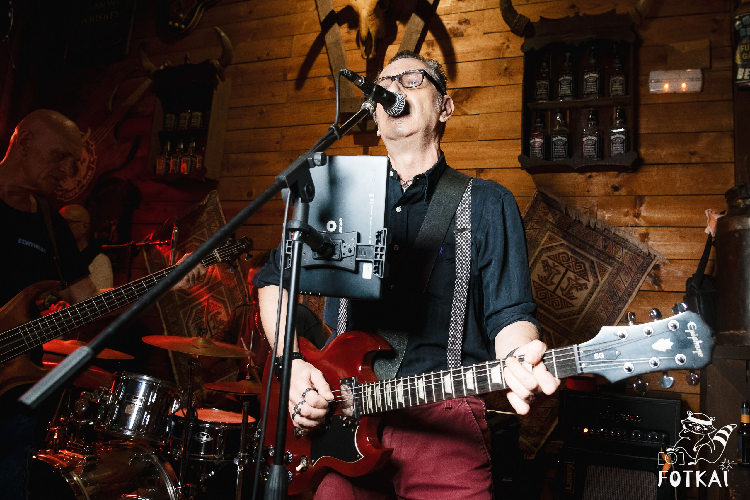 El Paso Rock Bar Torrevieja: Reportaje fotográfico 19.09.25 | FOTKAI