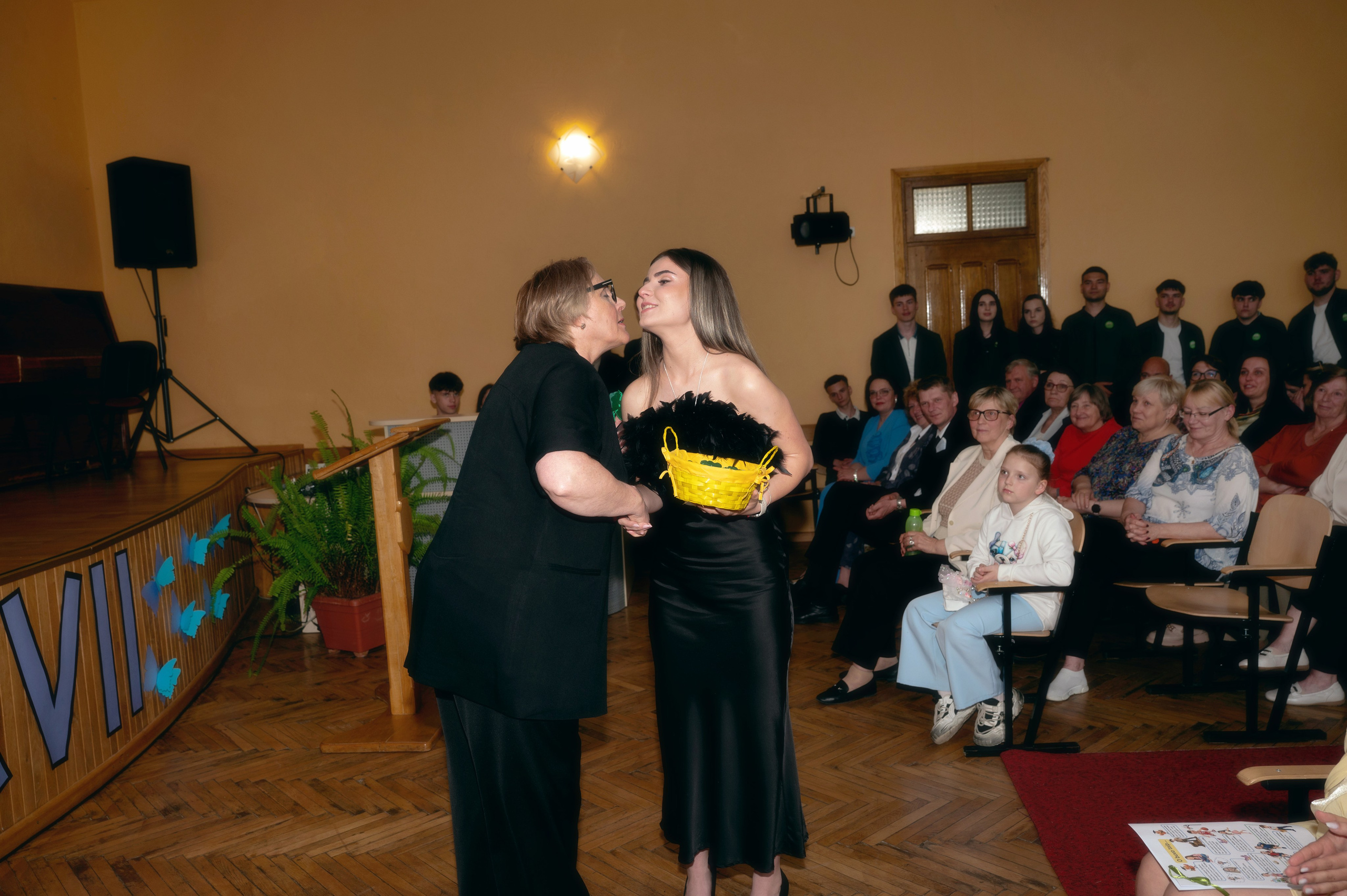 Paskutinis skambutis Joniškėlyje. Vestuvių fotografė Santa Jonuškė | Šiaulių apskritis, Panevėžio apskritis ir visa Lietuva