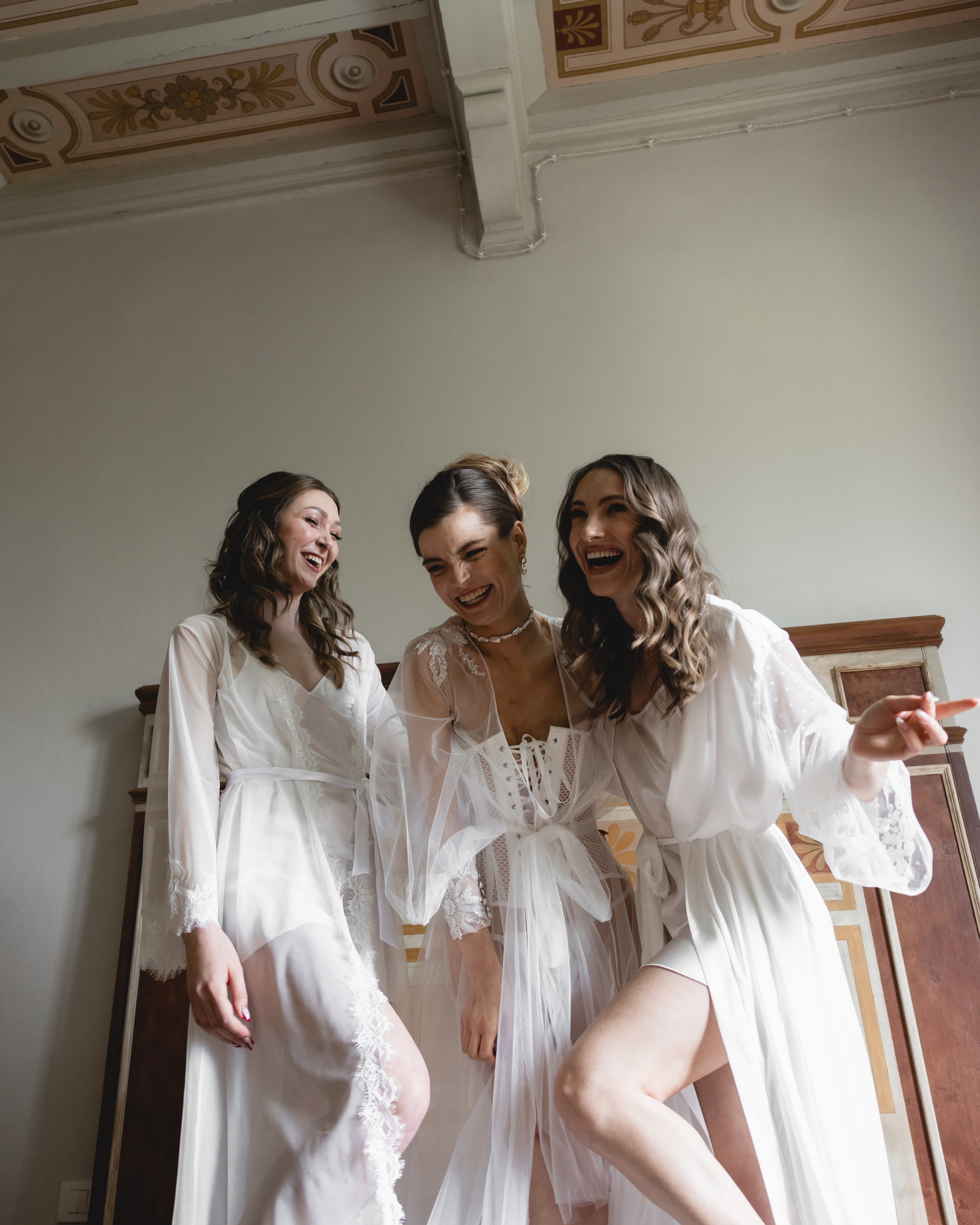 Tuscany Wedding Villa La Commenda Concordia. Professional wedding photographer in Copenhagen, Denmark — Julia Byron