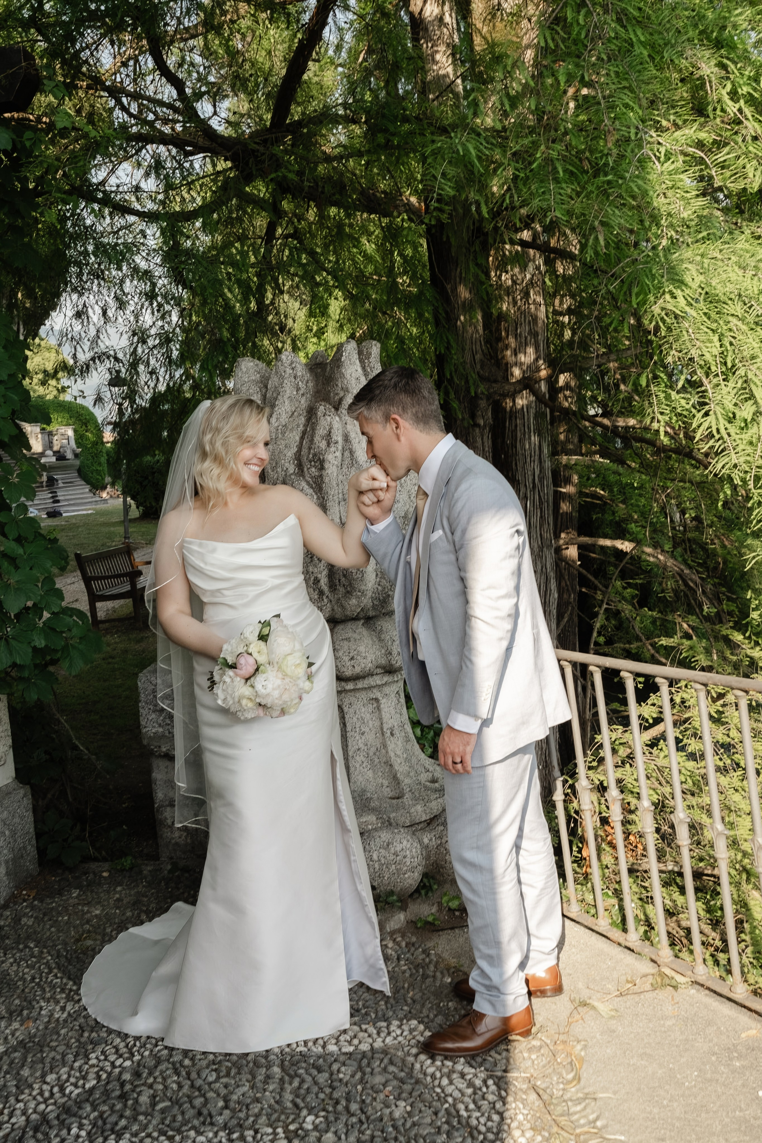 ASHLEY AND RENZO _LAKE COMO. PHOTOGRAPHER IN ITALY