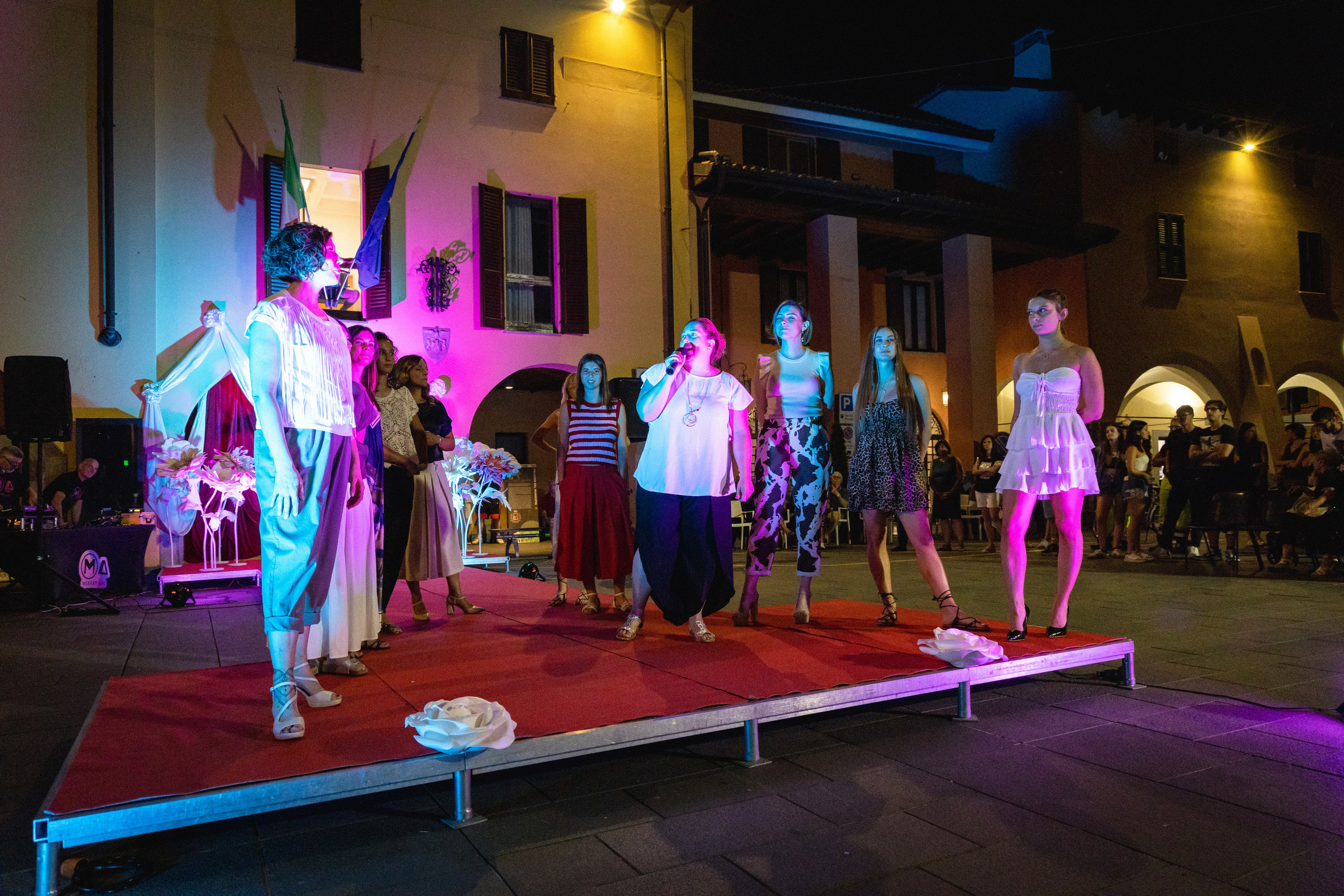Giovedì in Piazza | Sfilata 2025 | 10/07/2025. Mixart APS