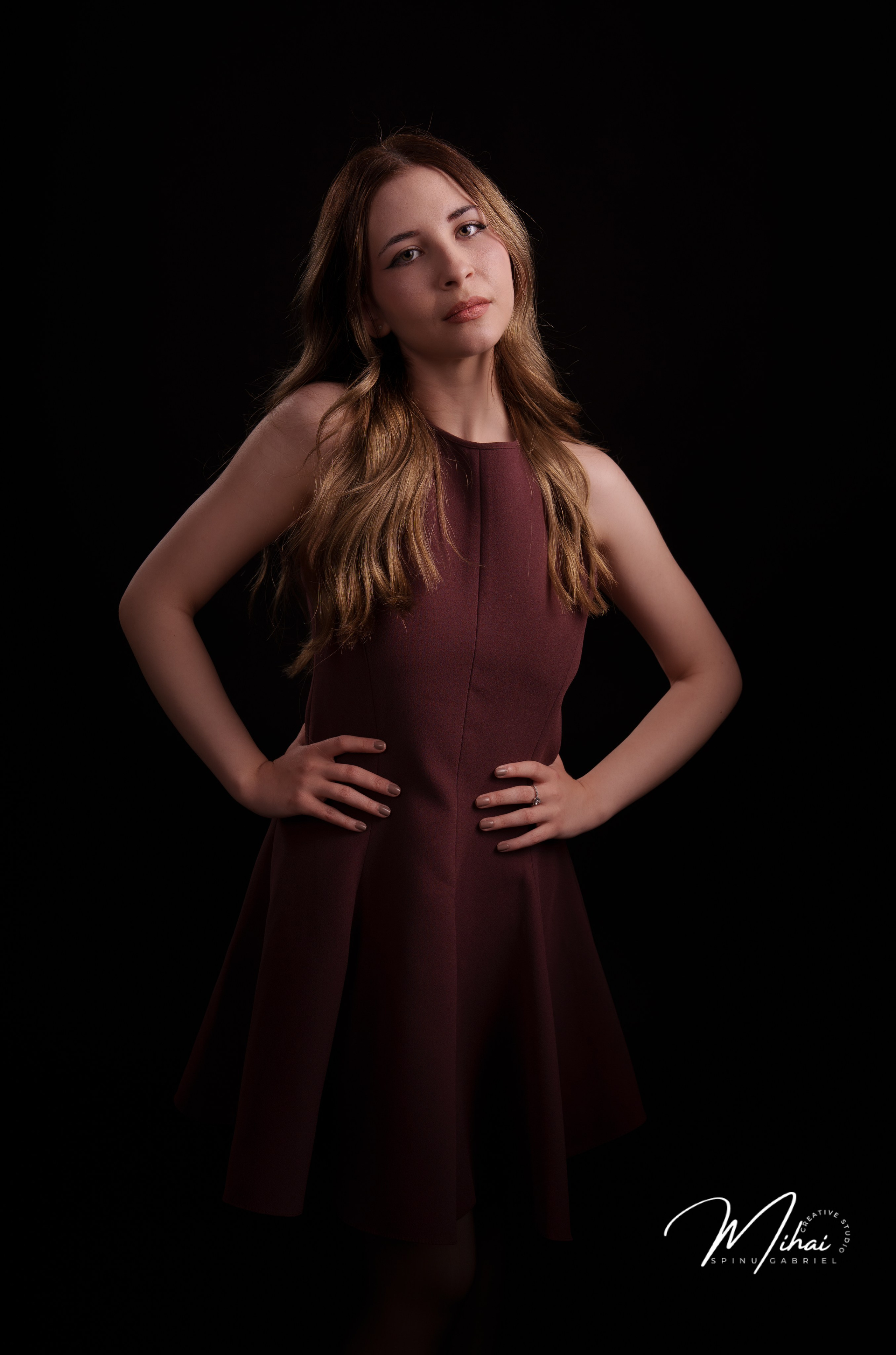 Cristiana. Foto Studio — Fotograf de evenimente, nunti, botezuri, portrete