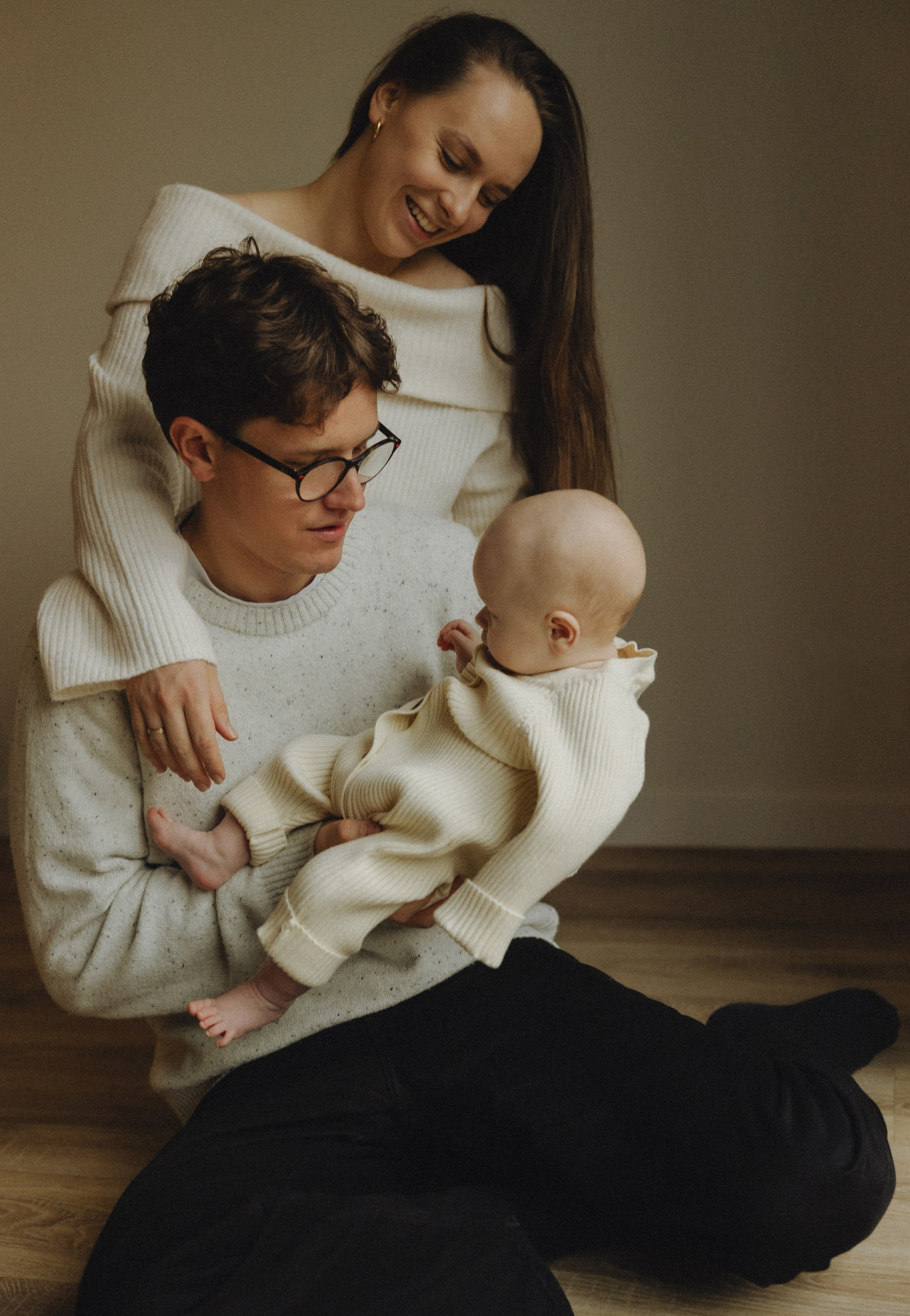 Naujagimio fotosesija namuose | 2025. Vestuvių ir šeimų fotografė Lena Bondarenko / belove photo