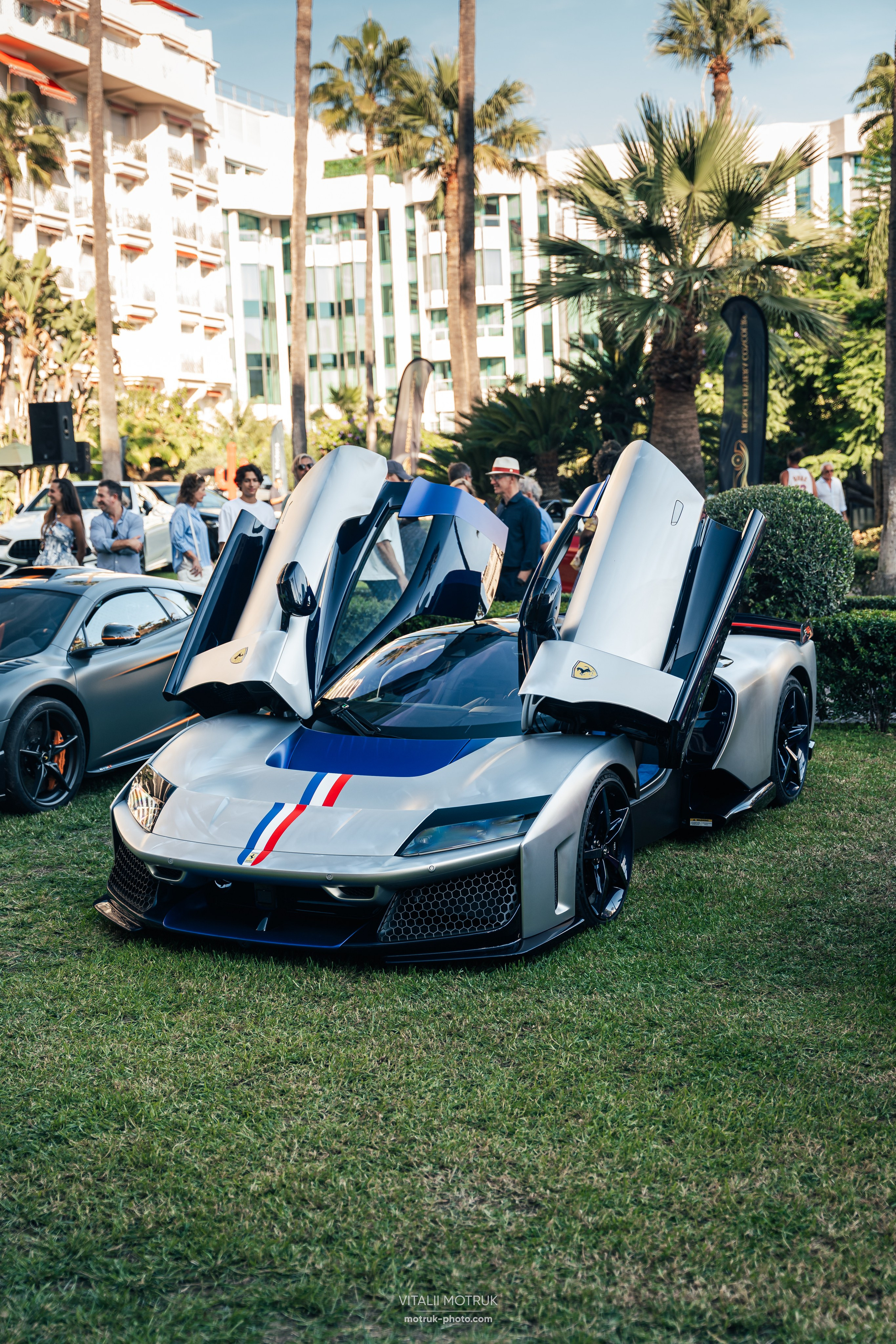Cannes French Riviera Concours. Photographe de voitures à Paris — Vitalii Motruk