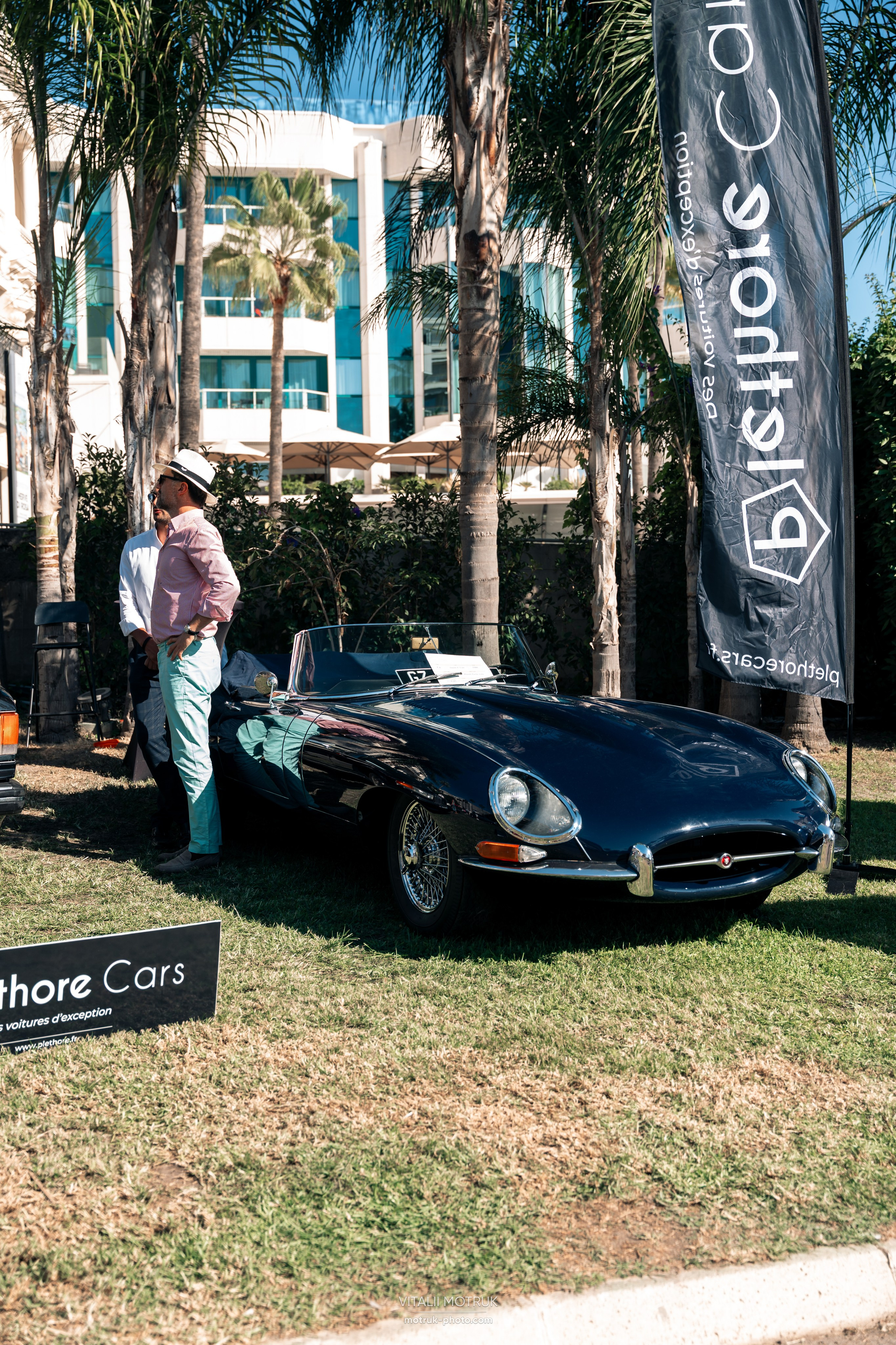 Cannes French Riviera Concours. Photographe de voitures à Paris — Vitalii Motruk