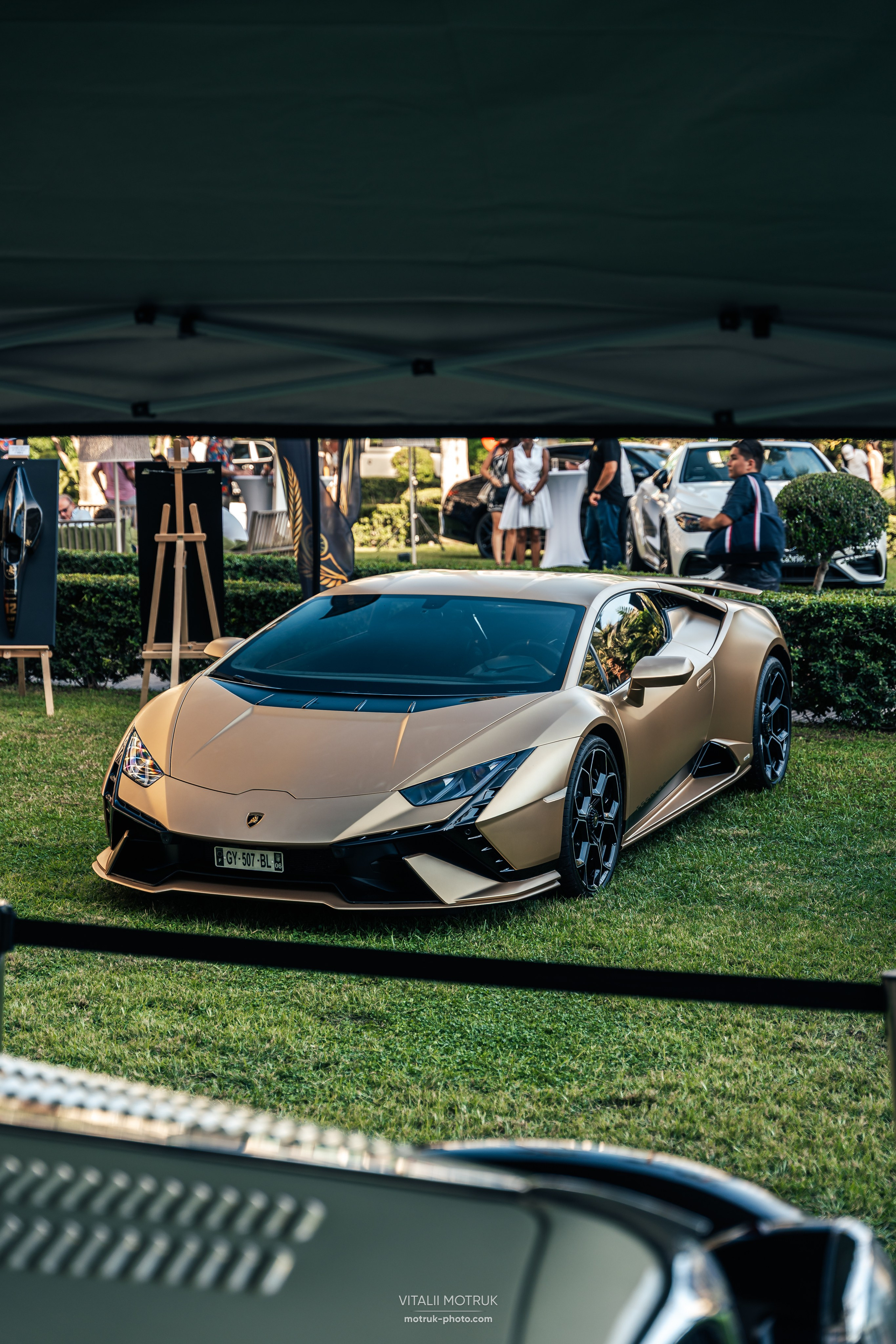 Cannes French Riviera Concours. Photographe de voitures à Paris — Vitalii Motruk
