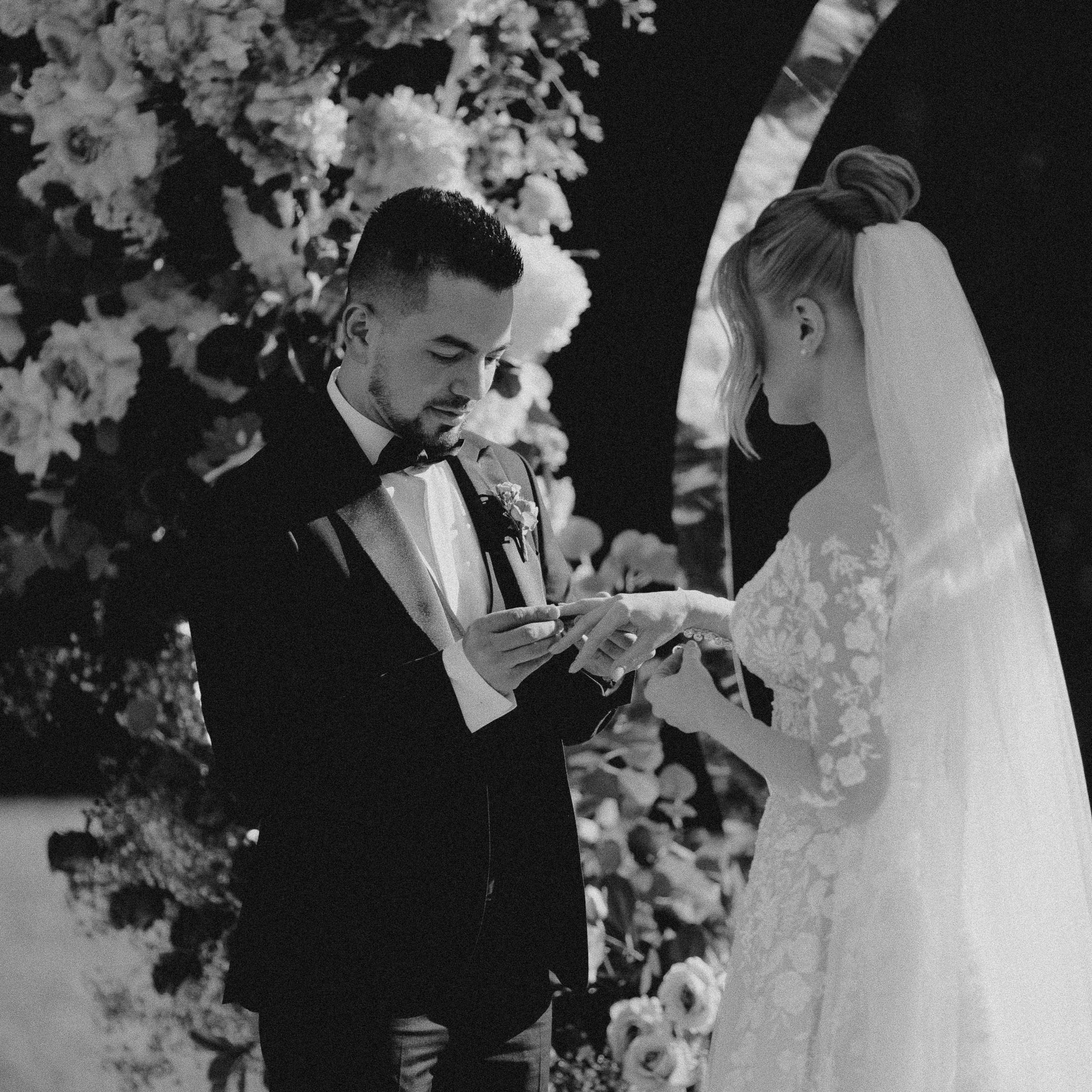 Araz & Daria. Destination wedding and fashion photographer in Riga Igor Davidovich