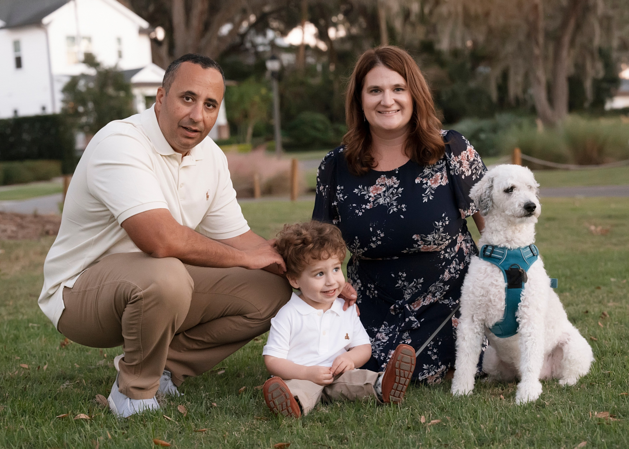 Family session outside. Portrait, kids and family photographer in Wesley Chapel Alina Alice Osipova