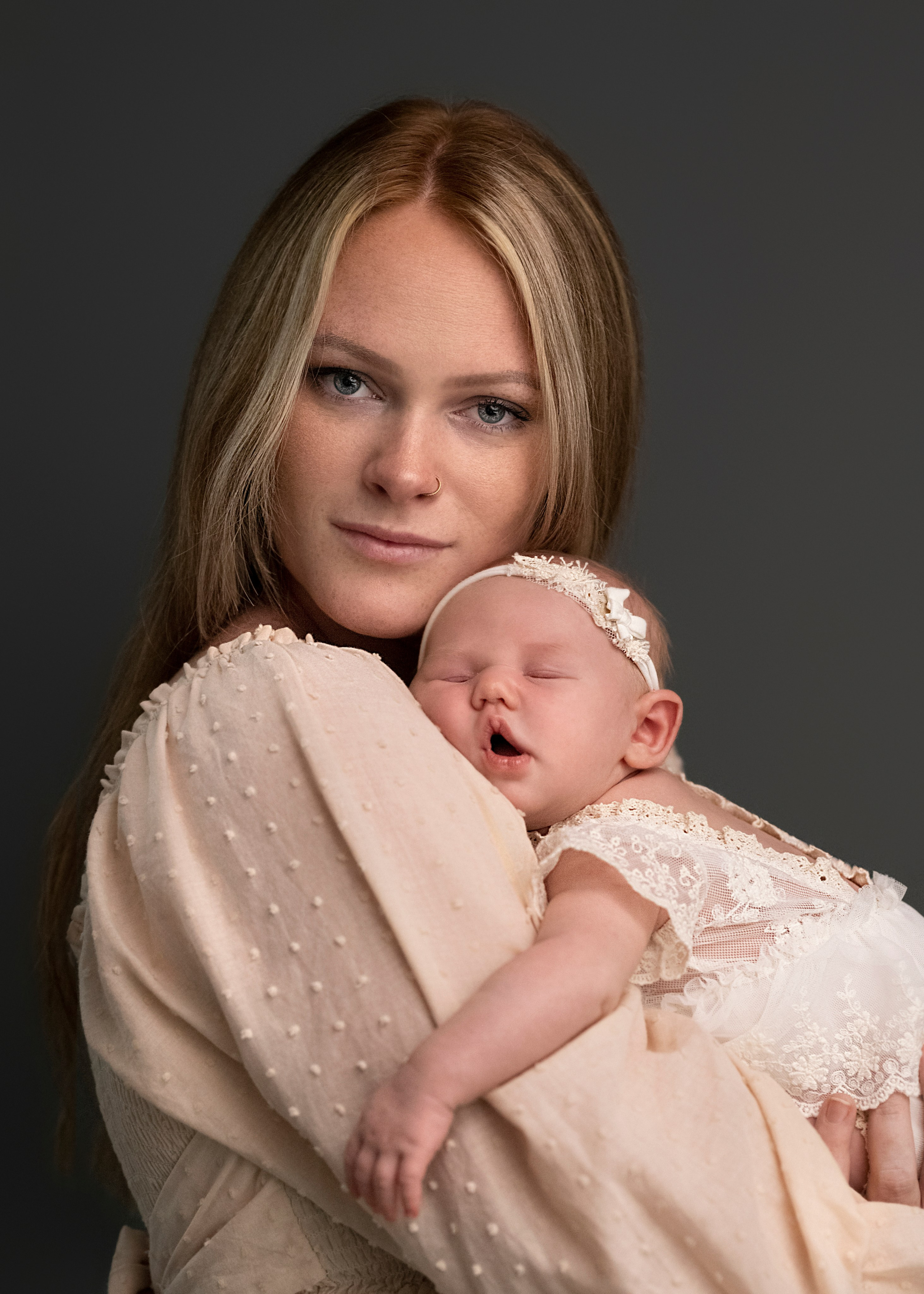 Motherhood is magic. Portrait, kids and family photographer in Wesley Chapel Alina Alice Osipova