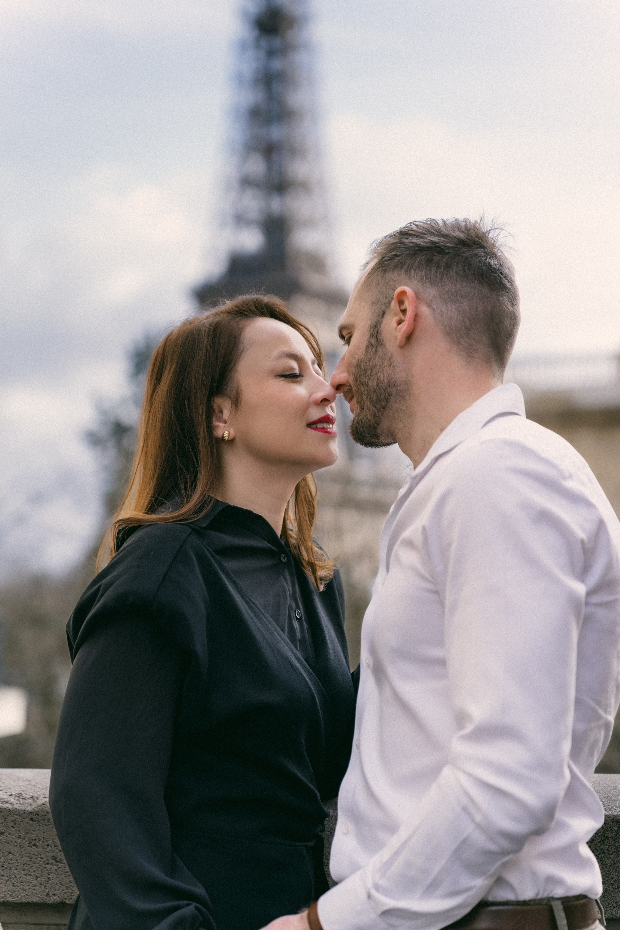 Love Story: Eiffel Tower. Paris Photographer & Videographer