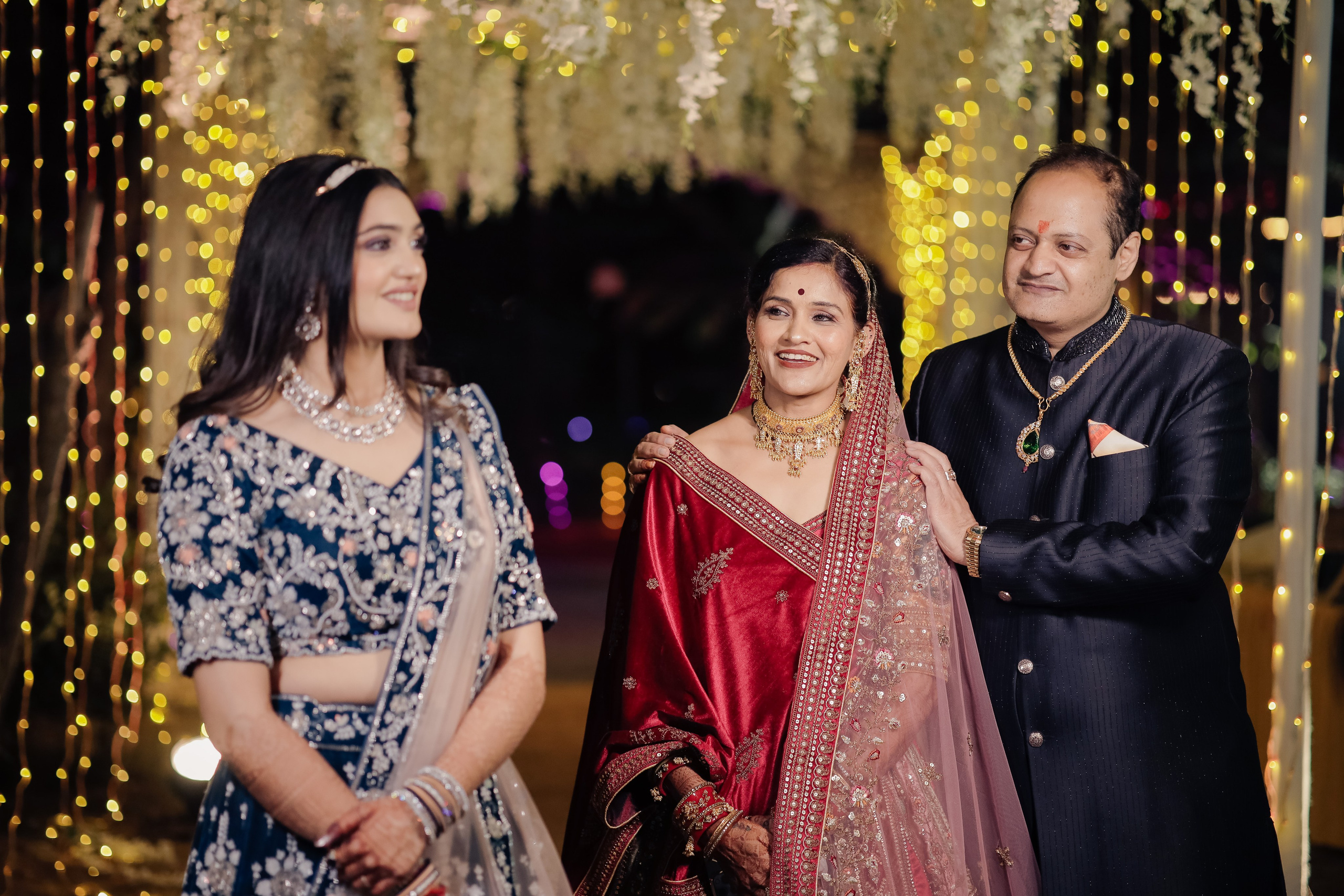 WEDDINGS. Love Emotions Weddings