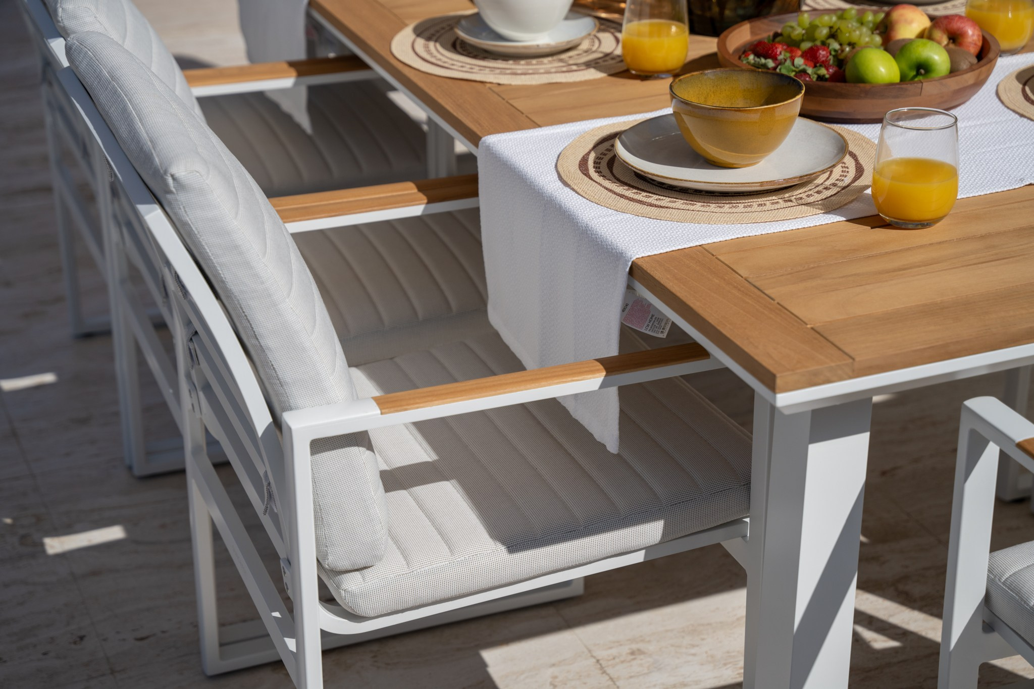Suncoast Outdoor Furniture | Palm Jumeirah | set 3. Zakhar Leshkov Photo