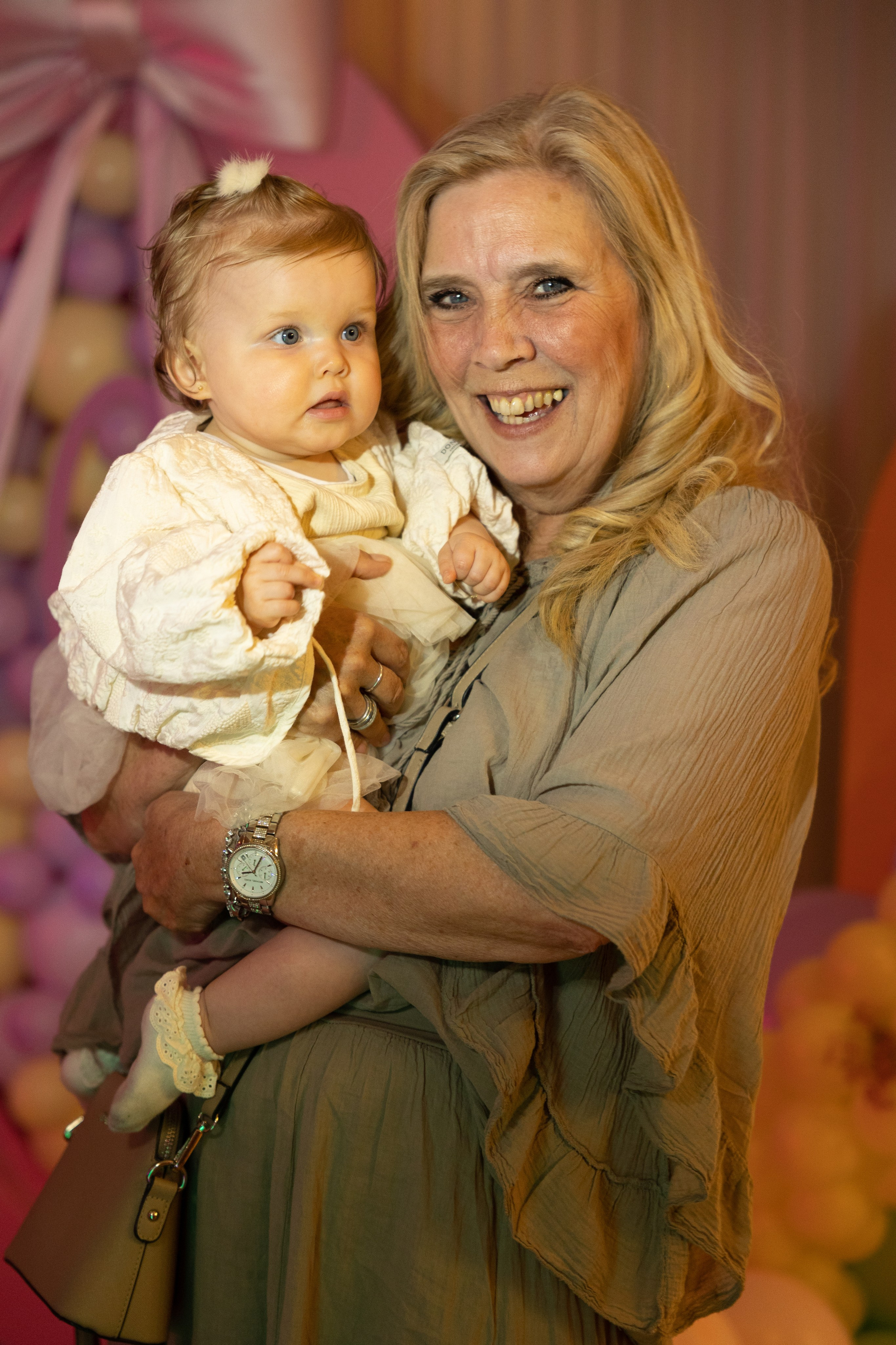 1 st Birthday. Portrait and Family Photographer in Netherlands