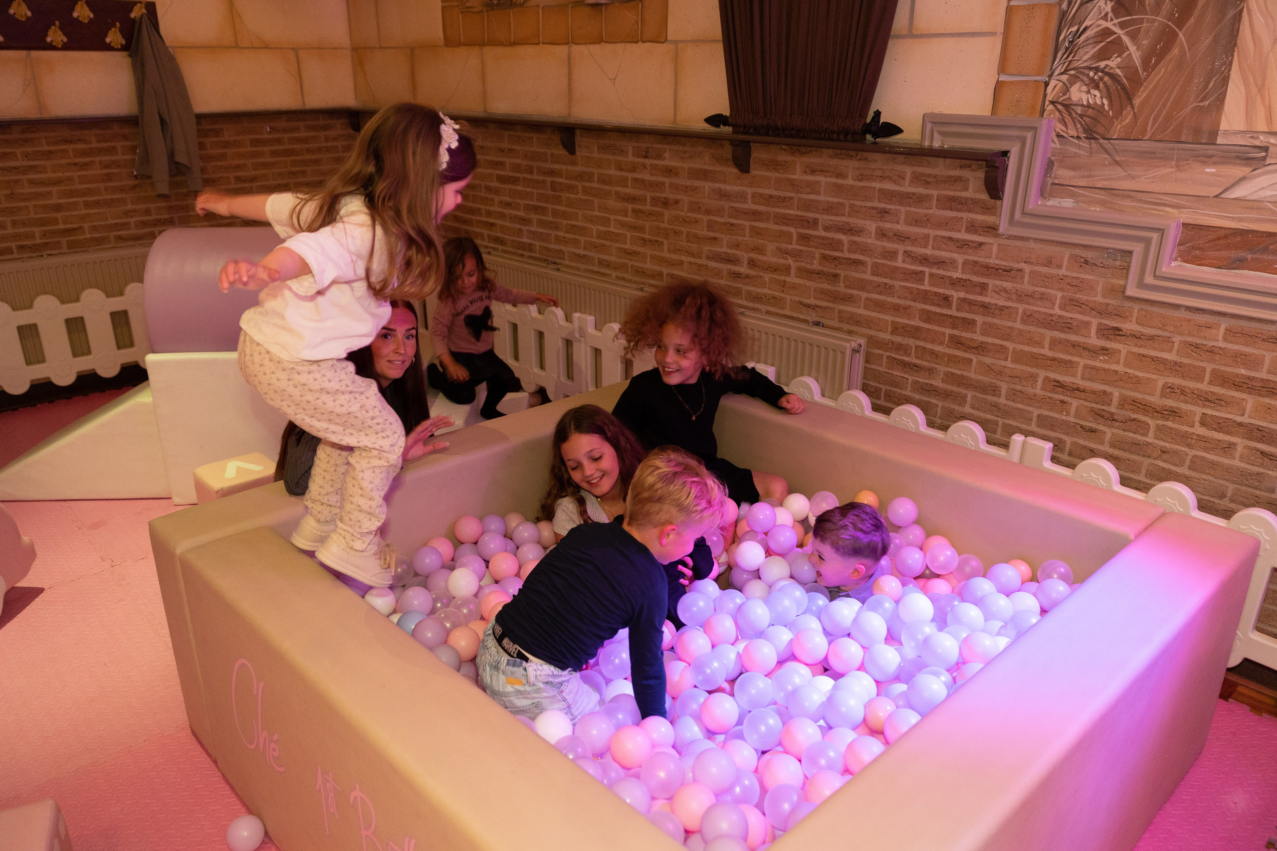 1 st Birthday. Portrait and Family Photographer in Netherlands