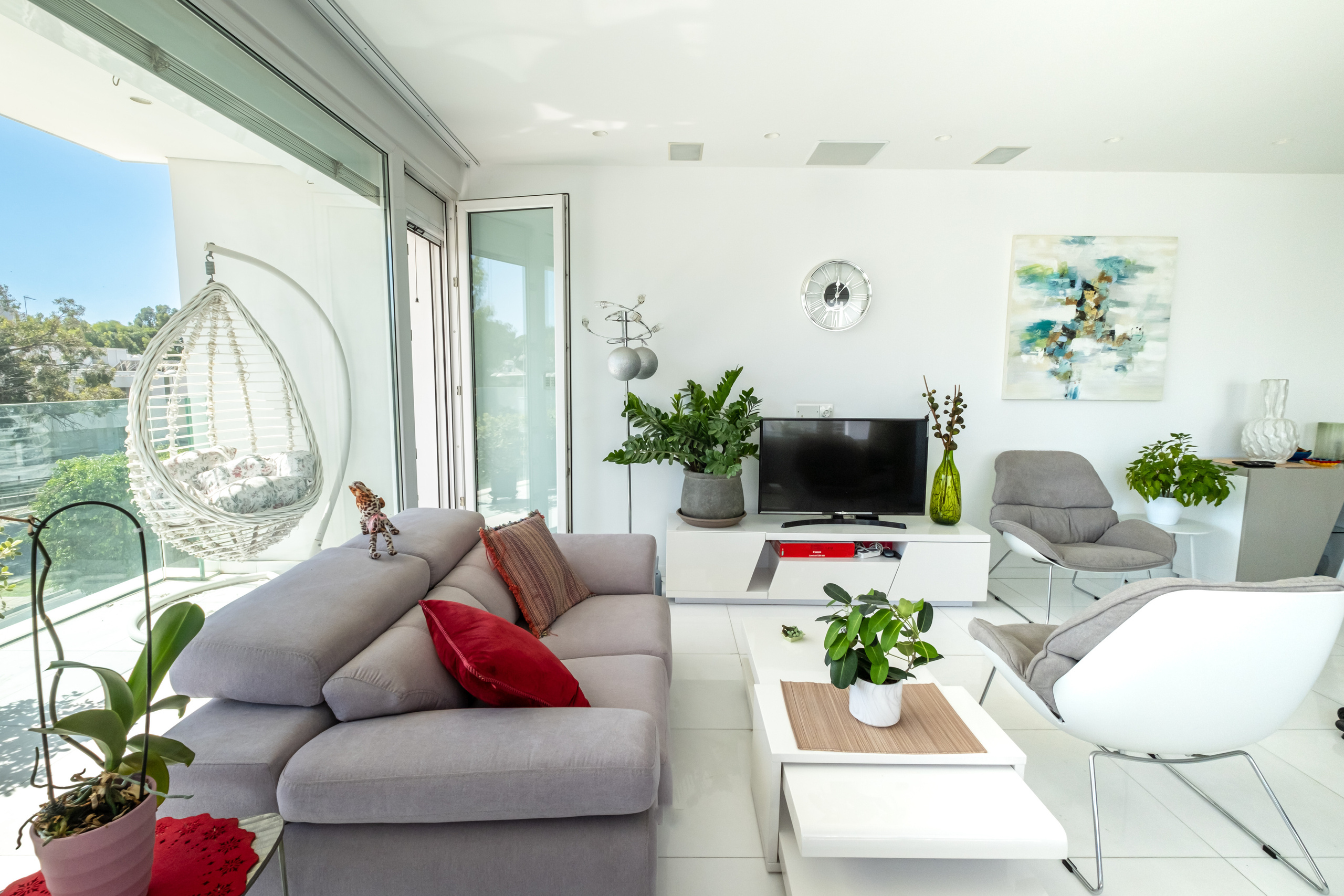 APARTMENT LIMASSOL. Photographer in Cyprus Lena Kirilishina