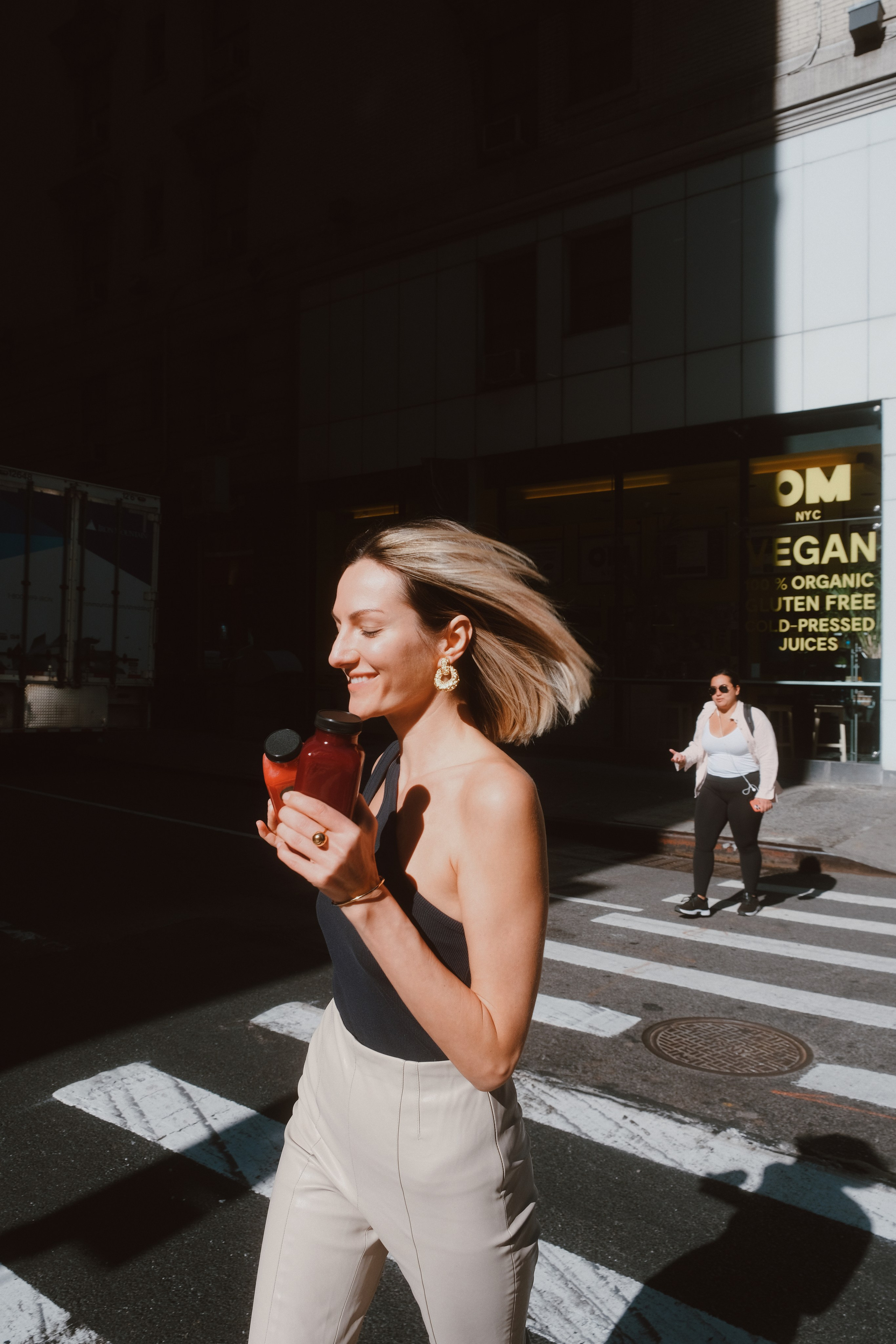 Om Juice Bar. New York Photographer Sveta Zemskova, NYC Photo