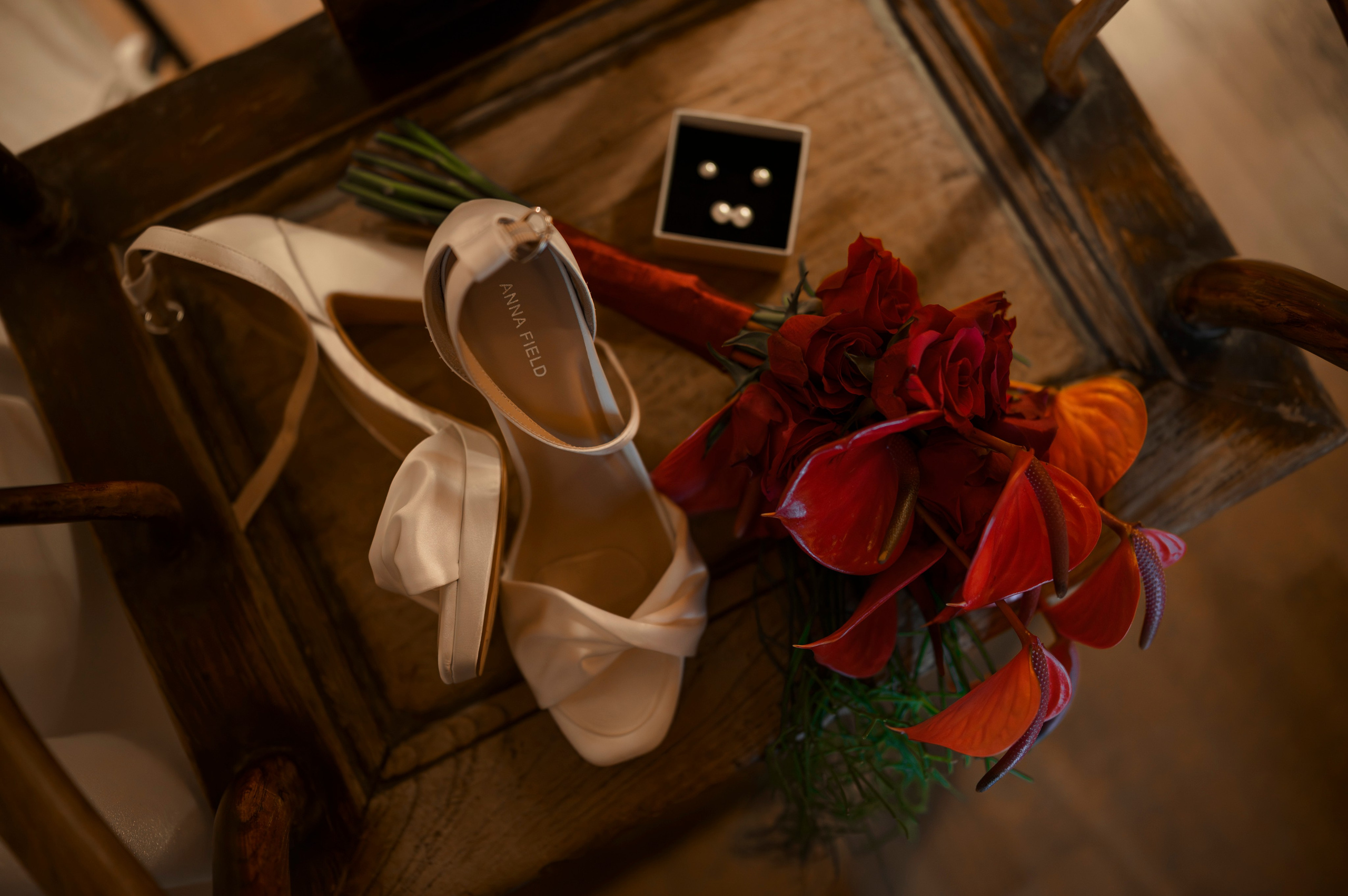 Свадебные сборы в отеле. Фотограф Таллинн — свадьба |семья | lovestory