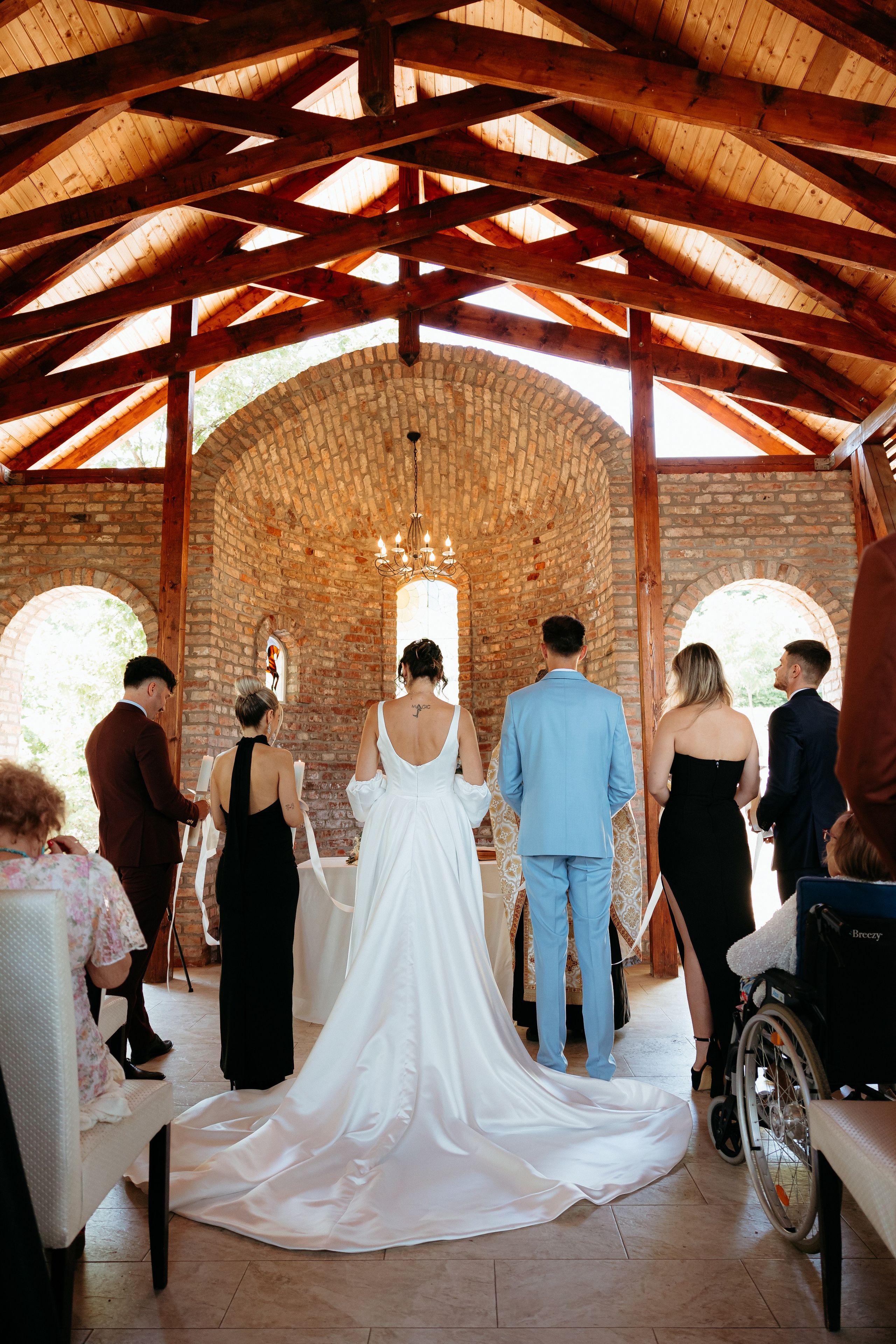 Roly & Lory. Wedding Photographer in Transylvania | Grozav Media