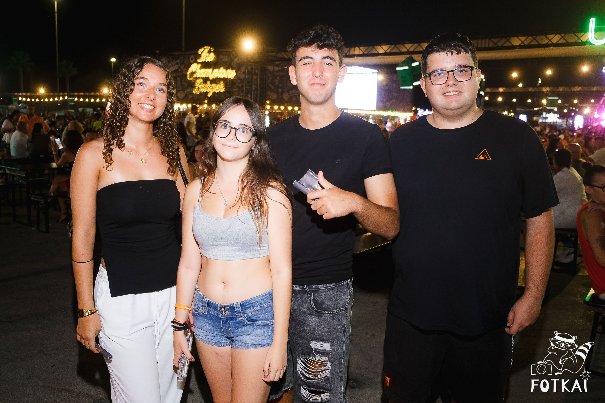 The Champions Burger en Torrevieja: Reportaje fotográfico 22.08.25 | FOTKAI