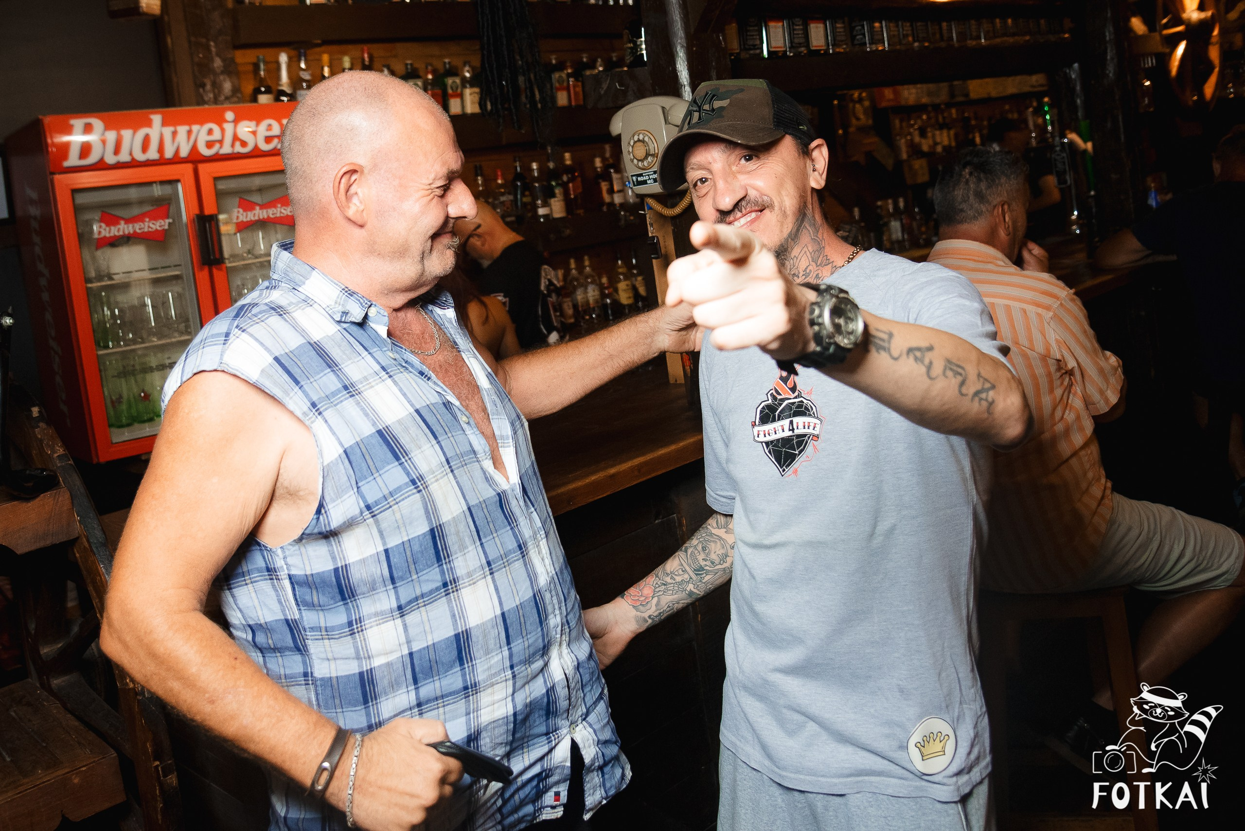 Reportaje fotográfico de FOTKAI | Get Back en El Paso Bar | Torrevieja, España, 12 de julio de 2025