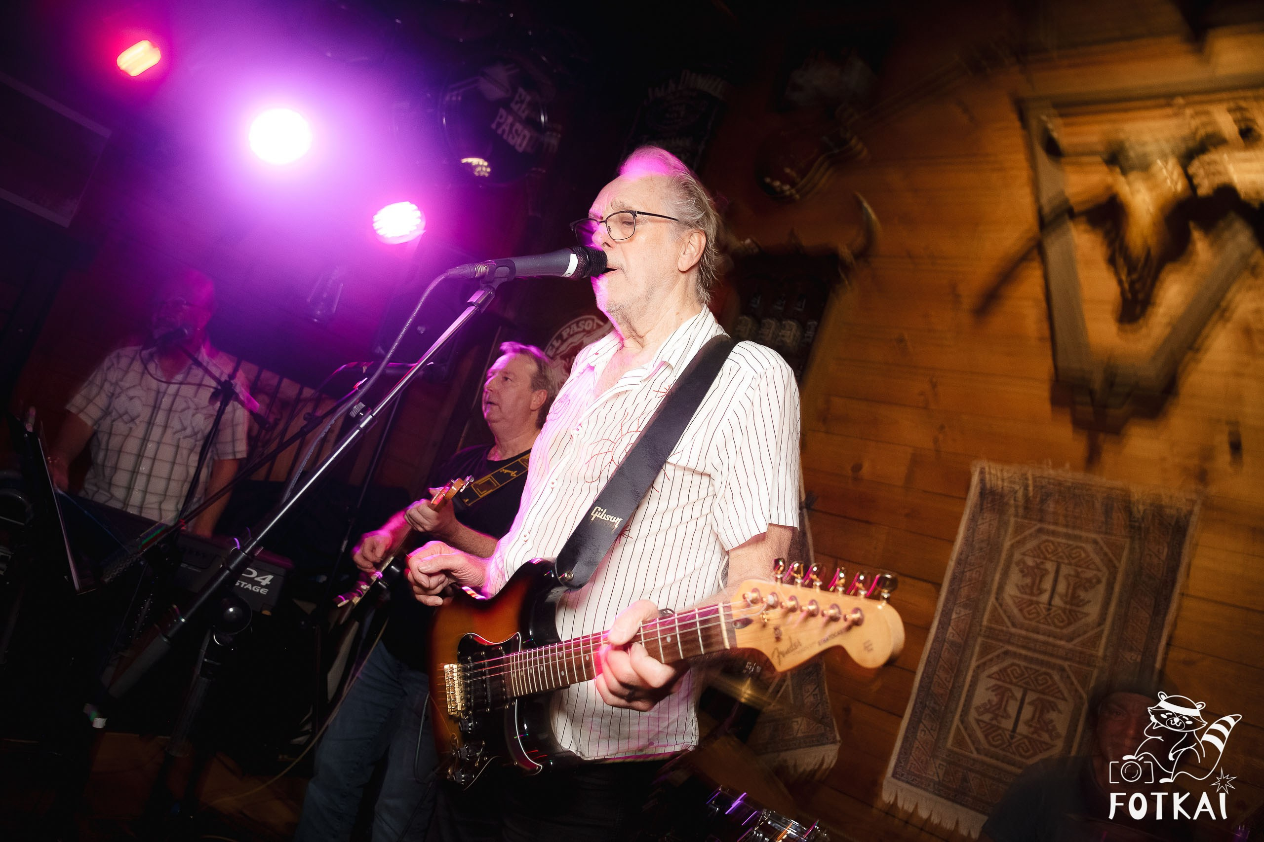 The Comebacks en El Paso Rock Bar Torrevieja: Reportaje fotográfico 11.10.25 | FOTKAI