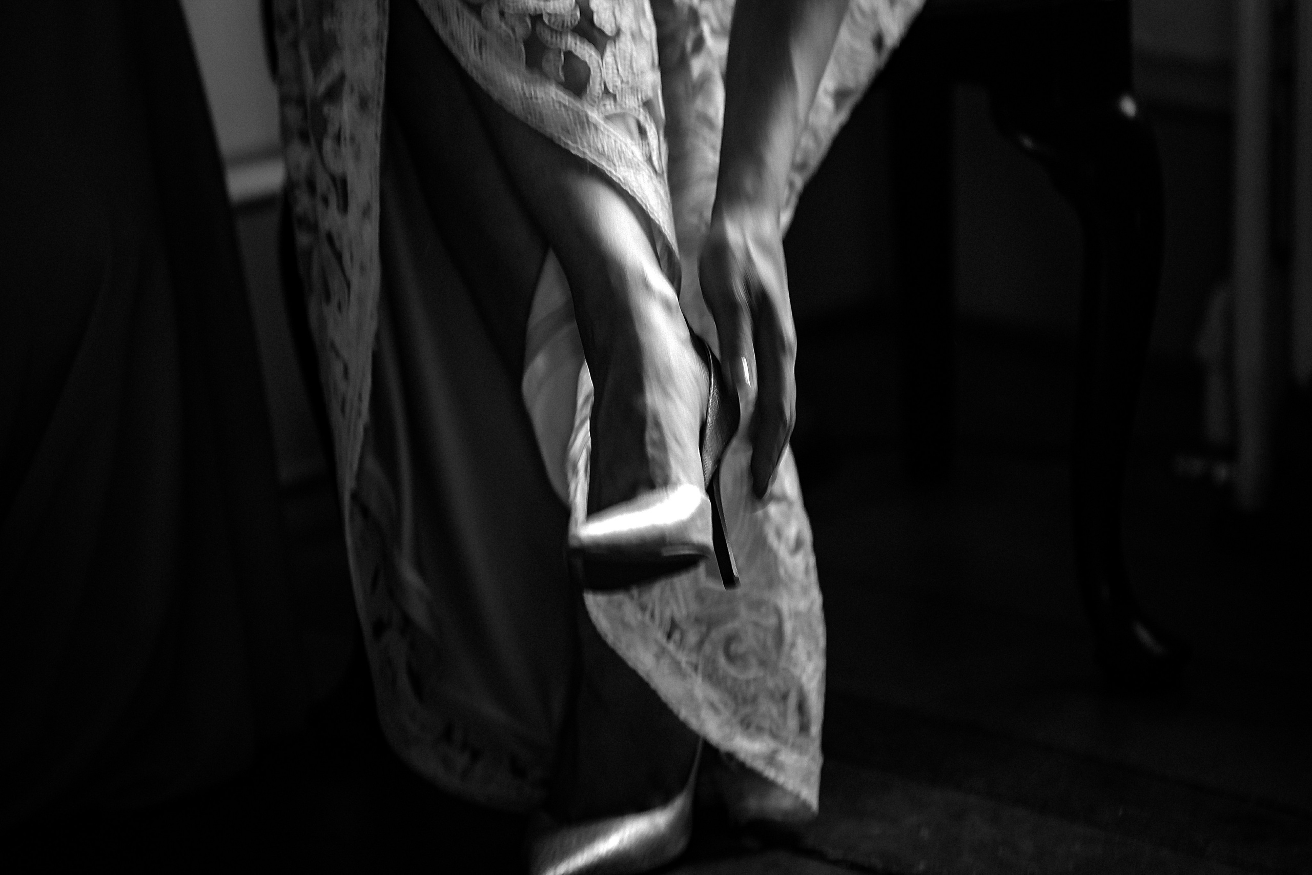 Фотограф в Ирландии Дублин свадьба утро фотки лучший топ свадебный красивая невеста приготовление утро туфли