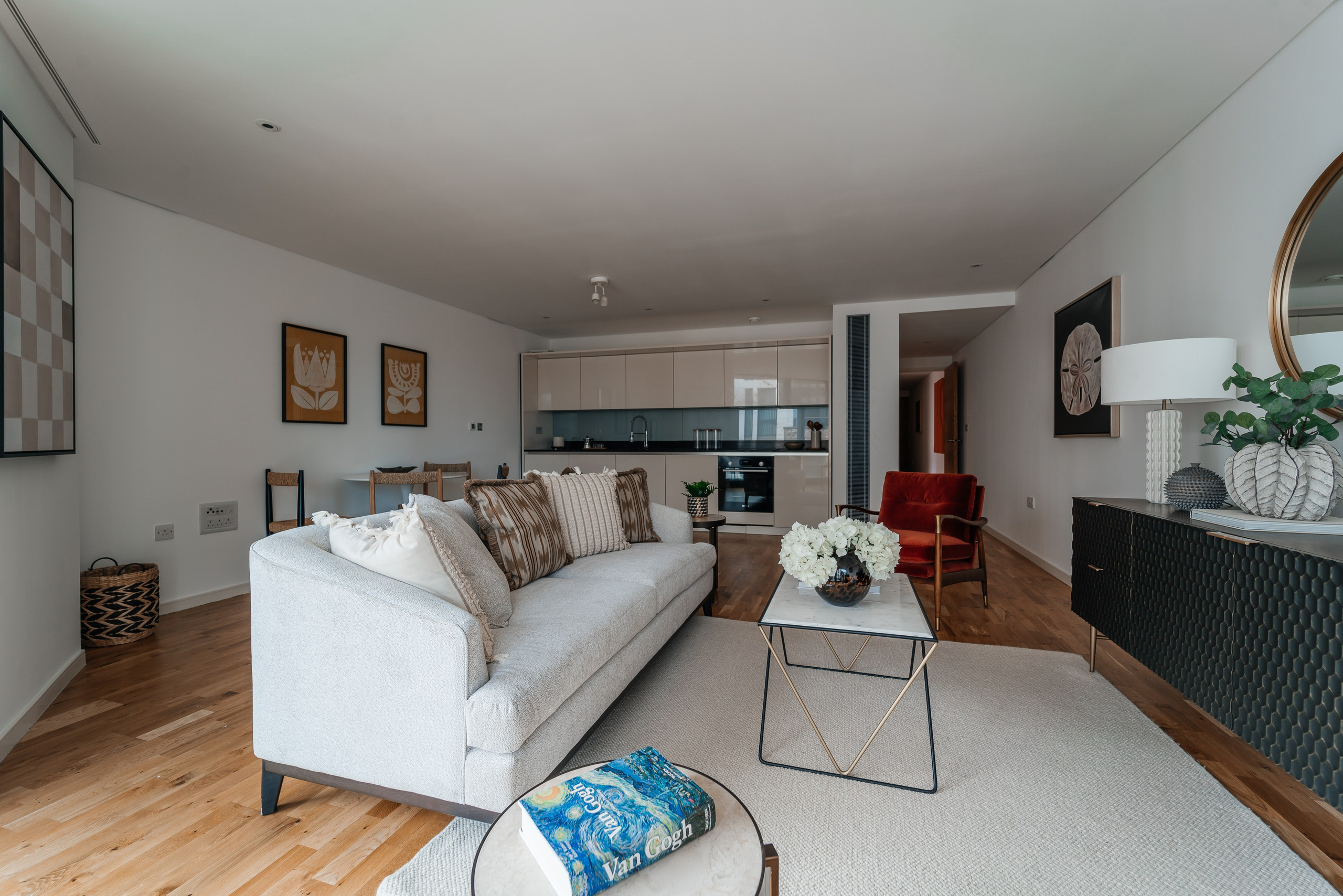 Photography of a 2 bedroom flat. Photographer in England Ekaterina Romanova