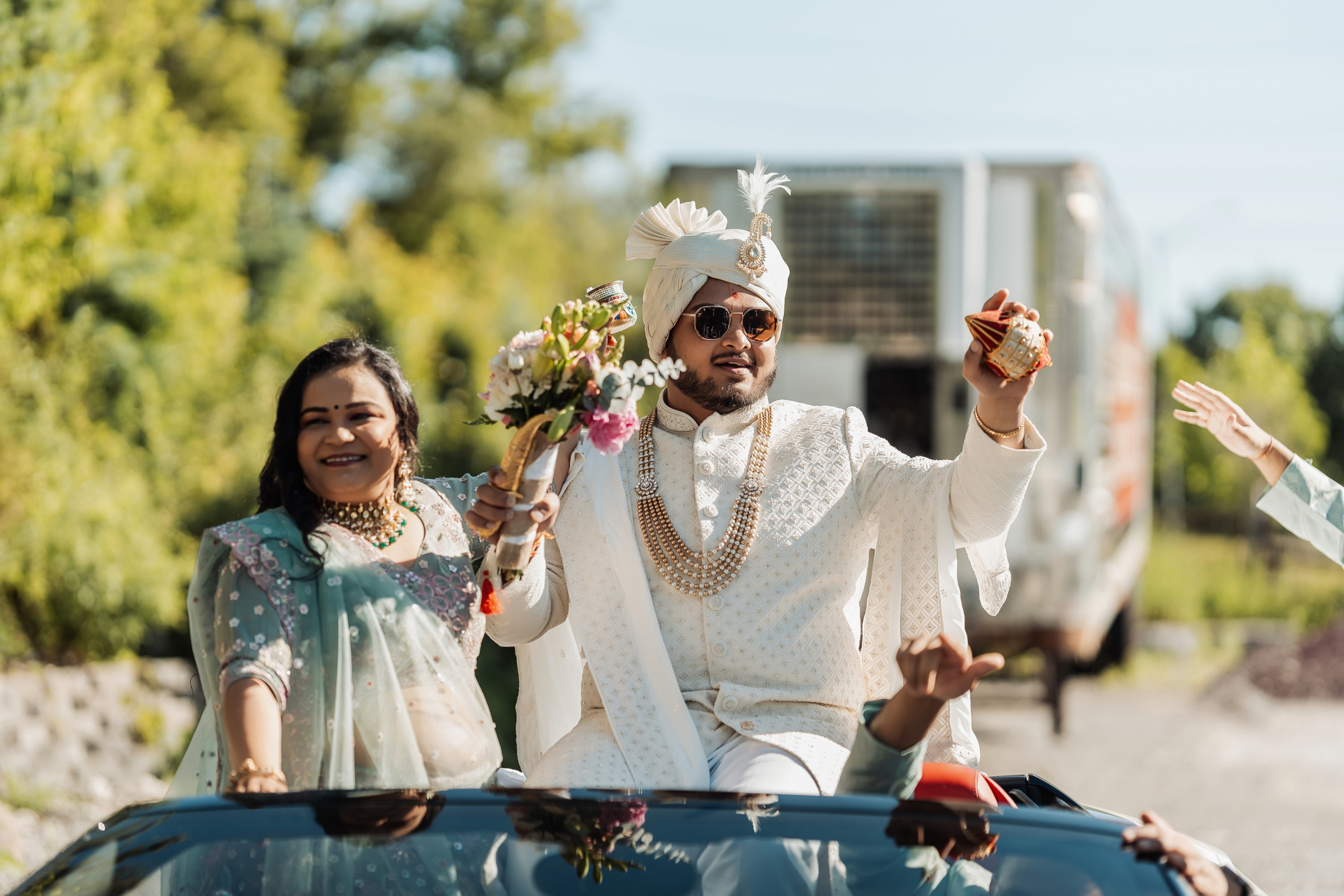 Darshil & Shailja. Wedding Photographer & Cinematographer studios