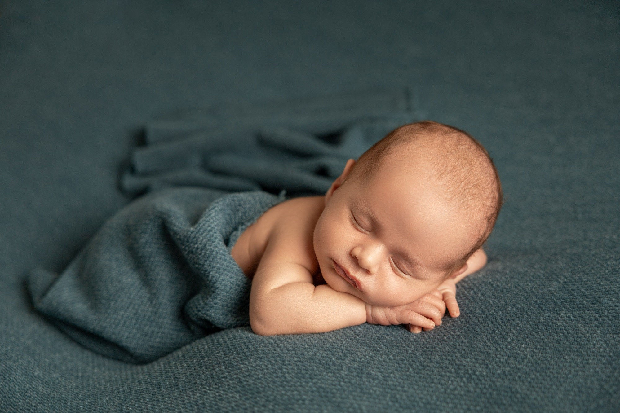 Newborn photos. Newborn photographer in Tampa Bay Area, FL