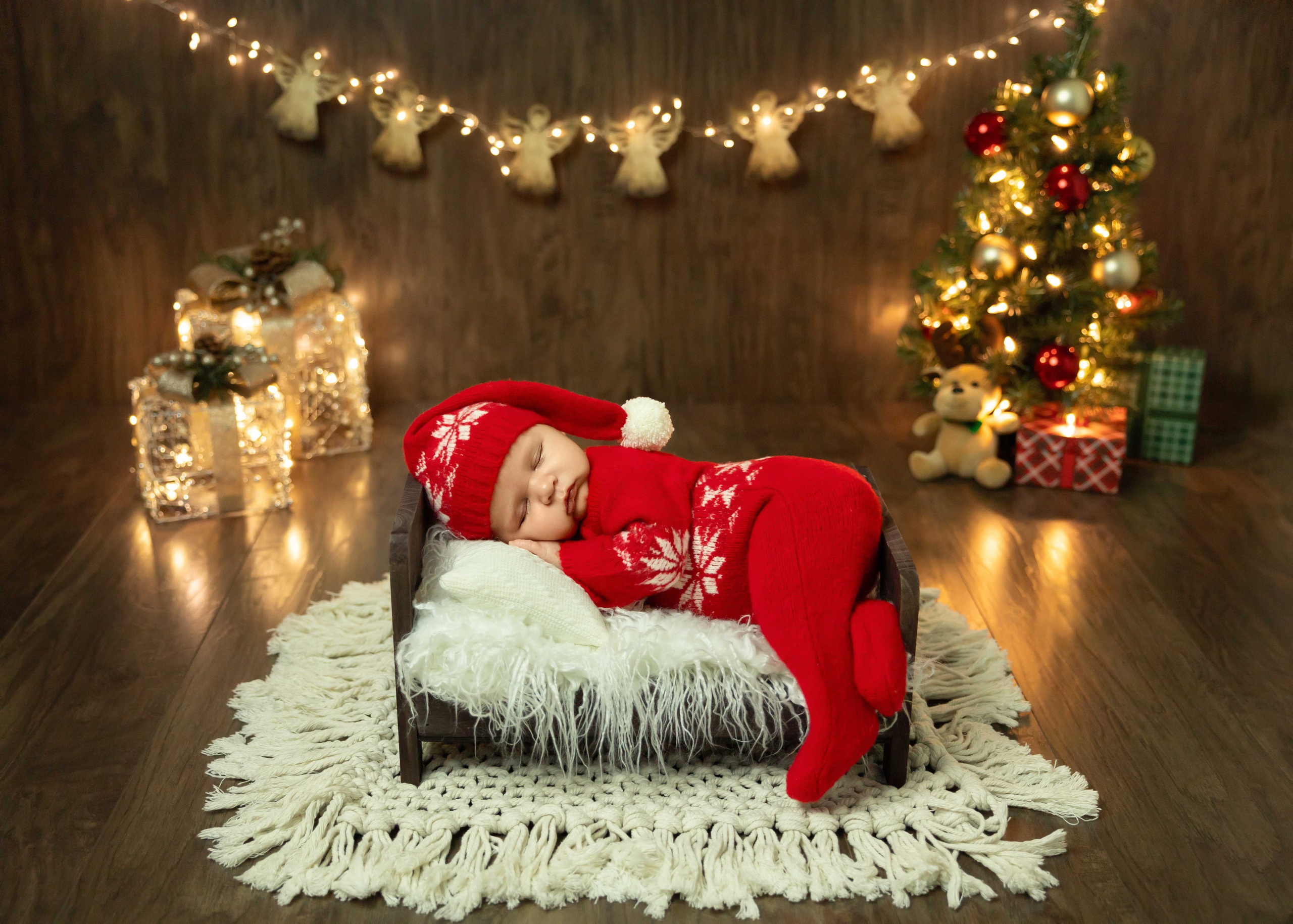 baby first Christmas photoshoot