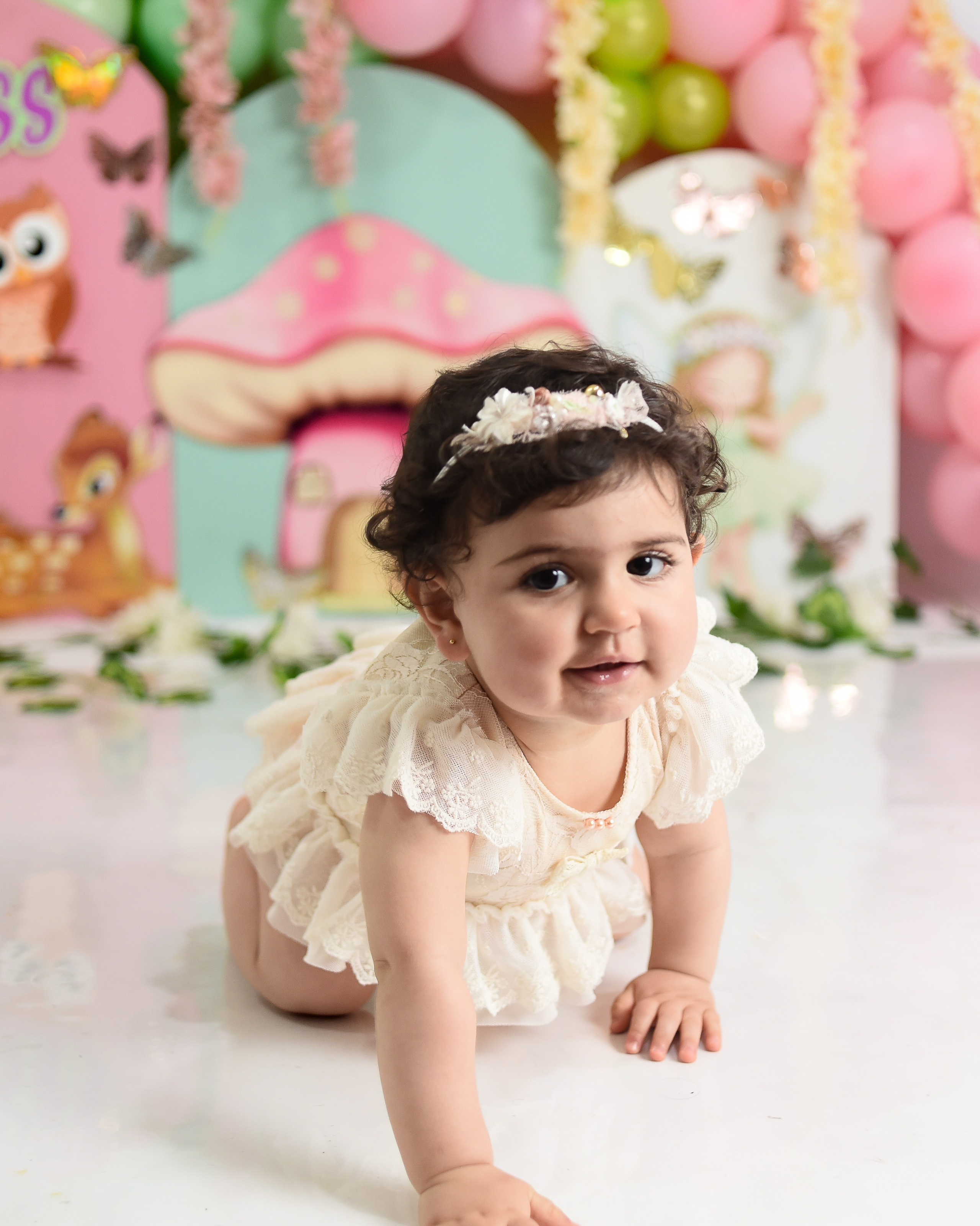 Sesión 1er año de Aliss. Temática: Bosque encantado. Fotografo de casamiento en misiones y fotógrafo de familia  Posadas